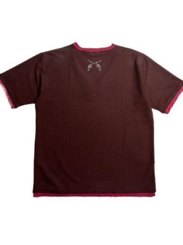 《予約品8月31日 23時55分締め》 V NECK TEE A / VネックTシャツ / レッド 【roarguns 】 2024年3月入荷予定