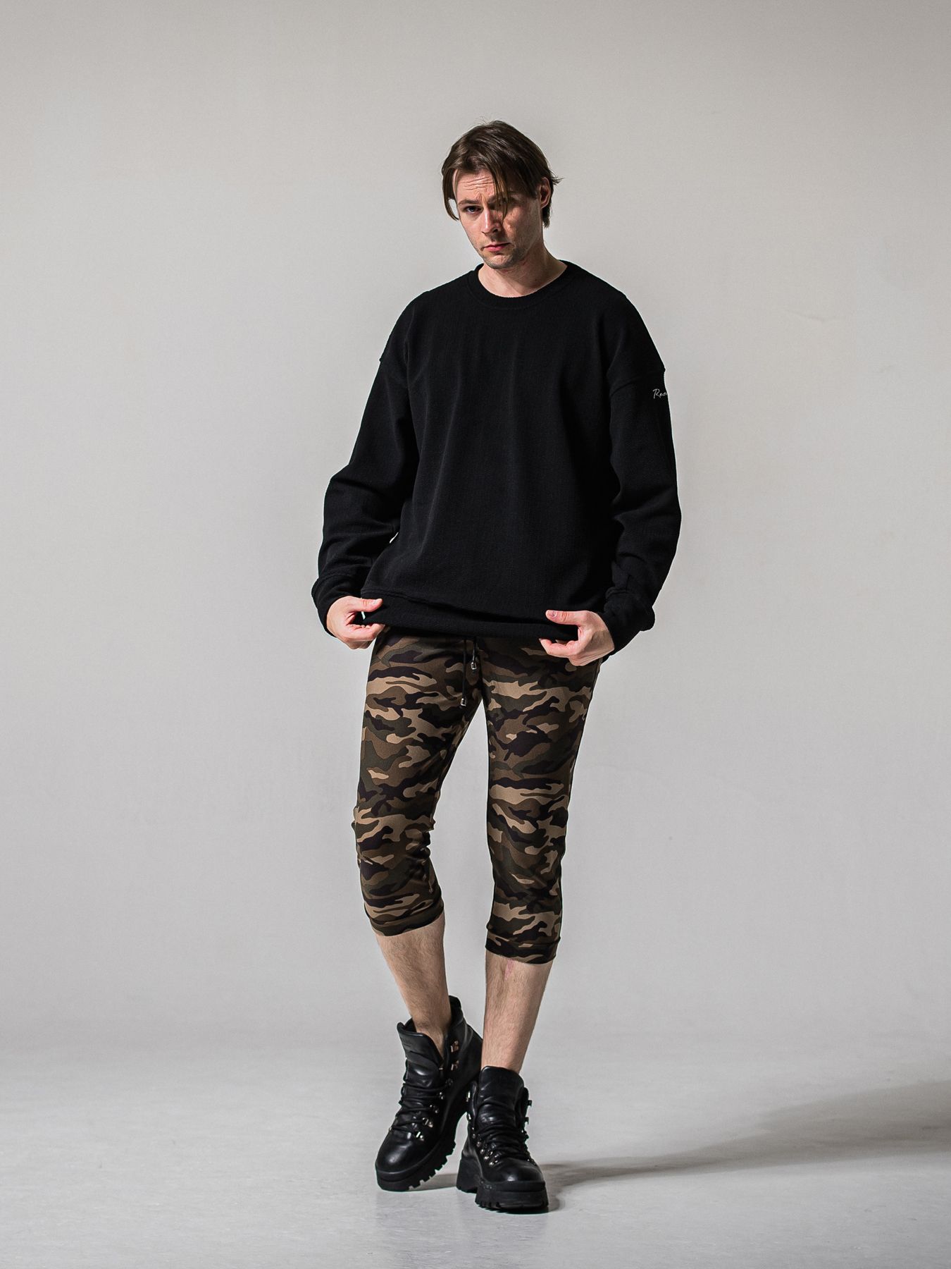 【予約品 11月16日(日) 締切】BLISTER TRAINER / ブリスターニット トレーナー  / ブラック