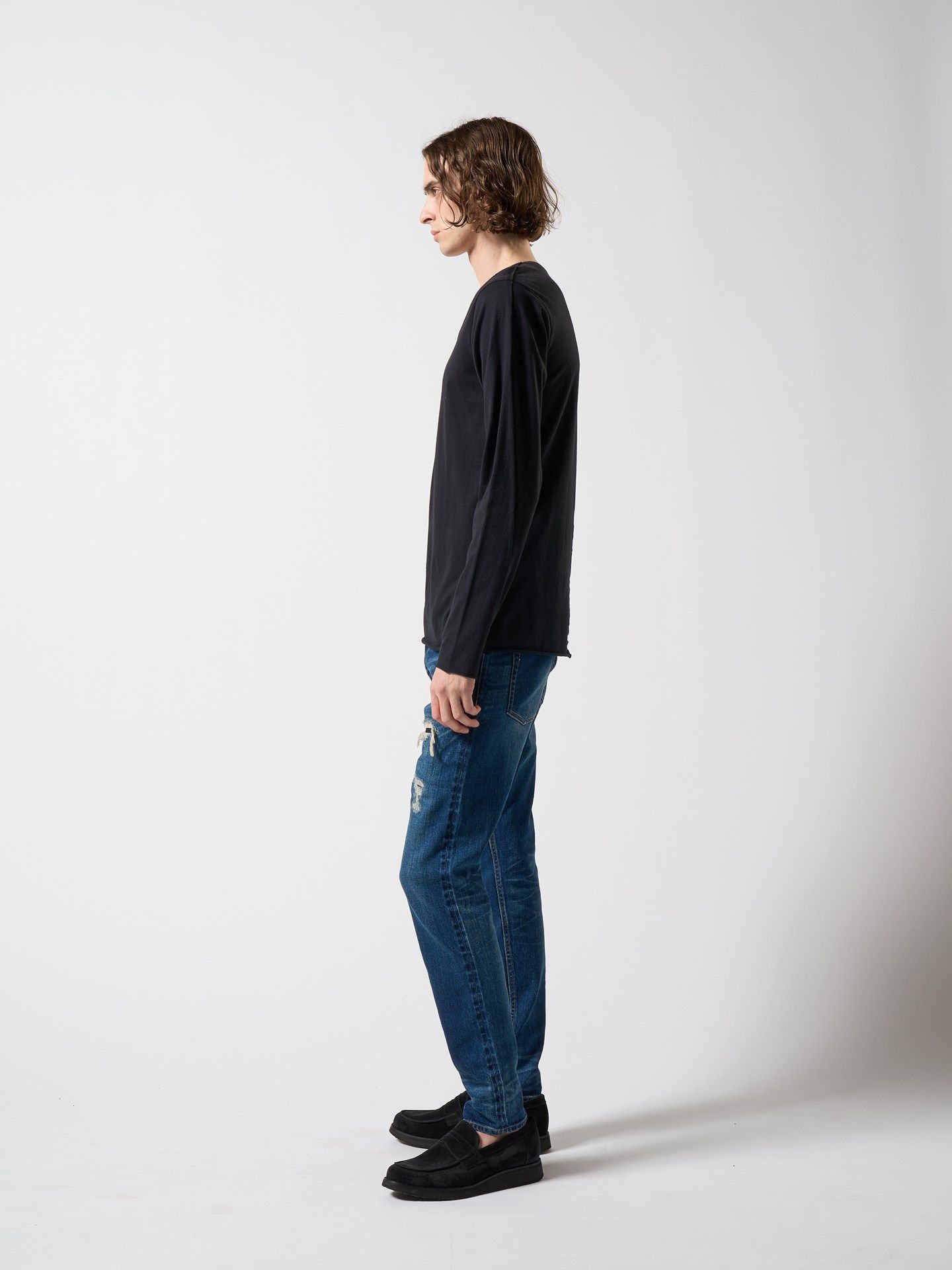 【予約品】 cut-off V-neck L/S / VネックTシャツ / ブラック