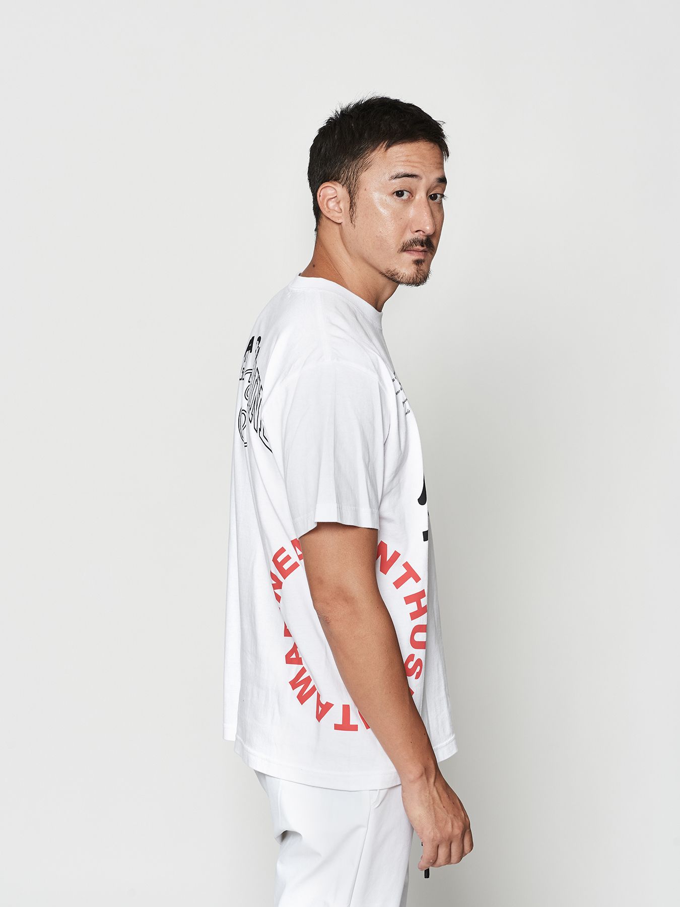 【予約品 10月9日(木) 締切】muta Test Print Tee / Tシャツ / ホワイト【Acanthus × muta MARINE】