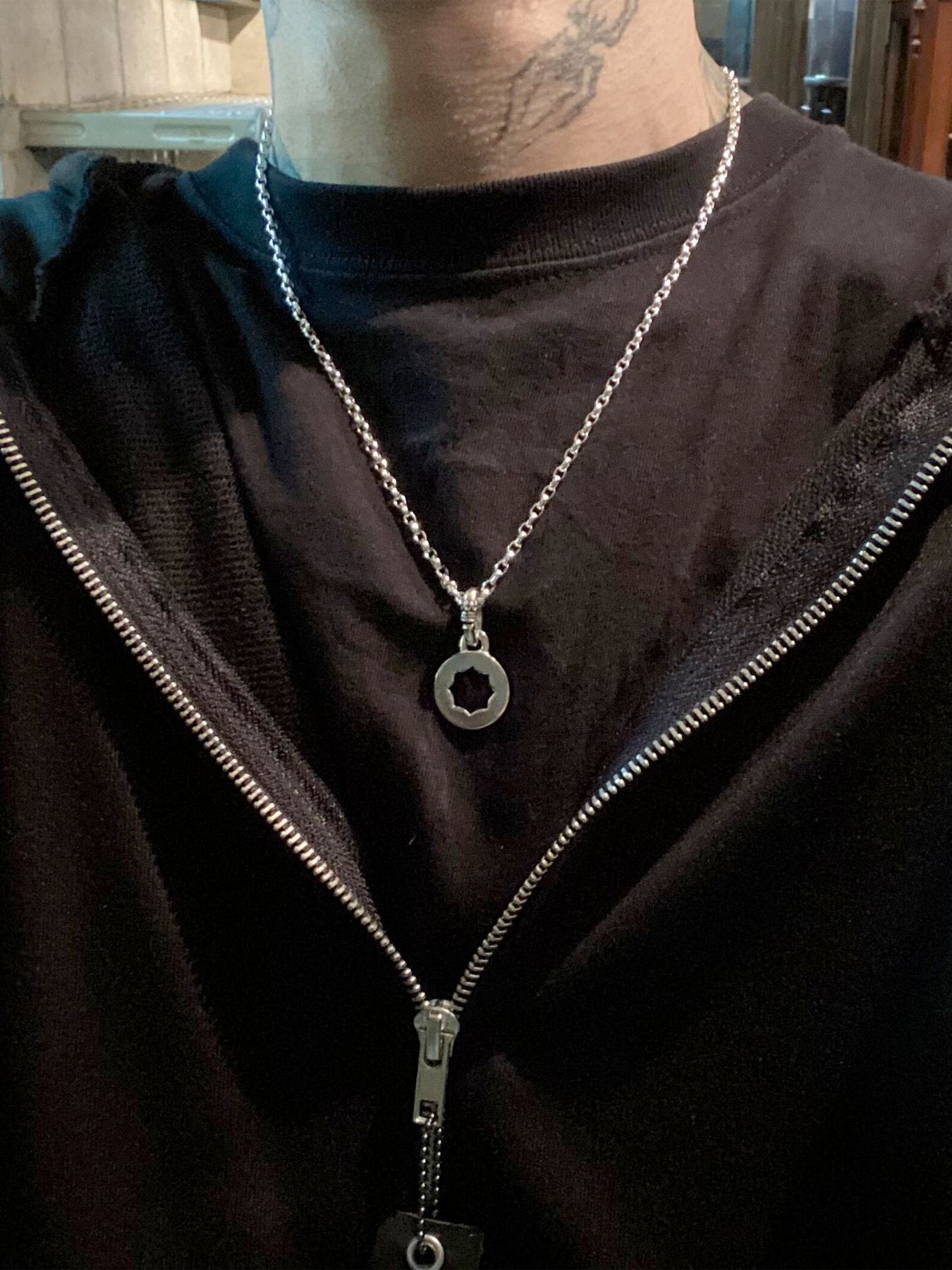 《受注生産》CUT OUT FLOWER NECKLACE / フラワープレートネックレス / 注文から1～2週間後入荷予定