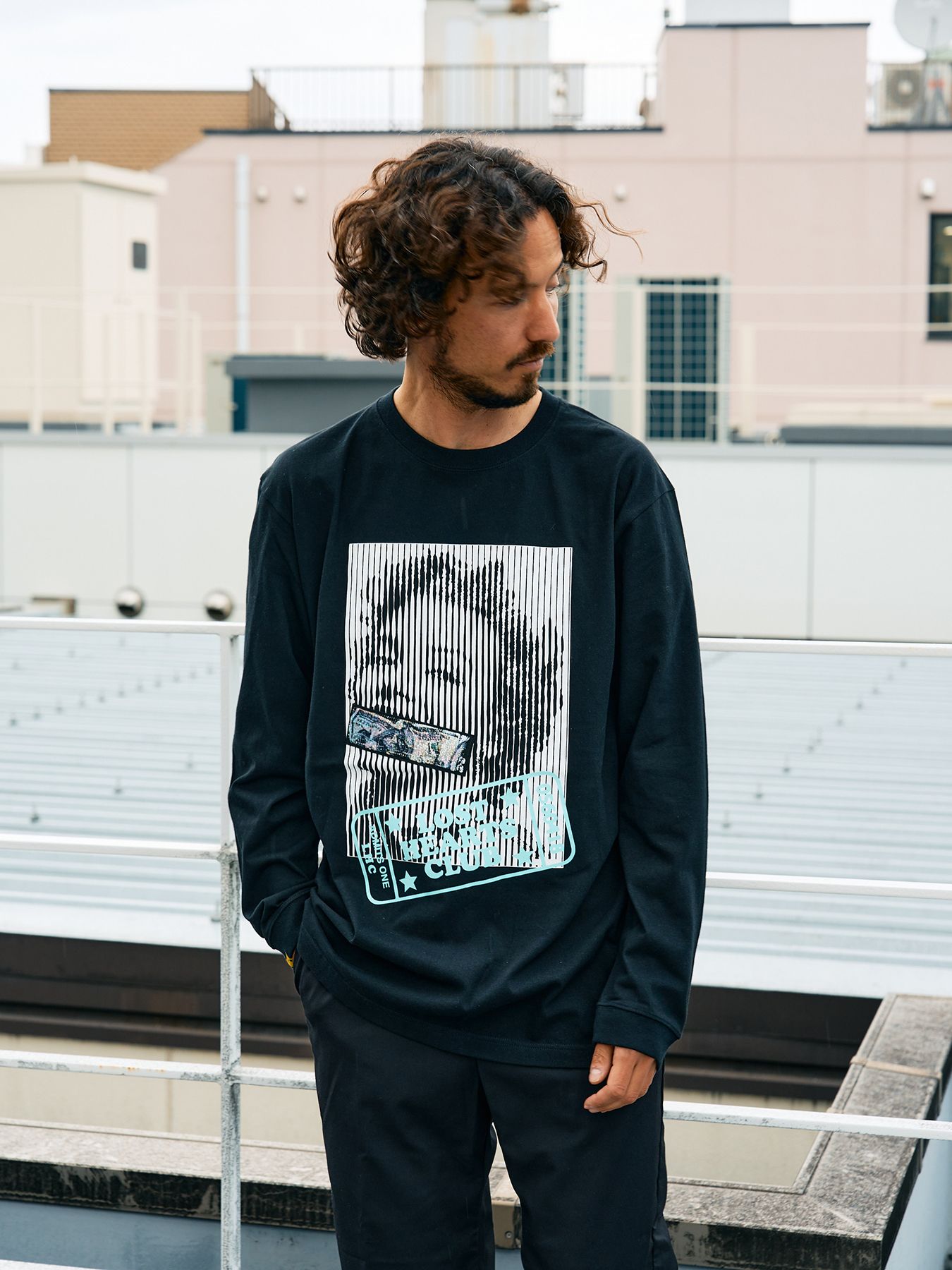 【予約品 5月8日(木) AM10時 締切】 5.6ozコットン天竺 LOST HEARTS シークインLS Tシャツ / ブラック