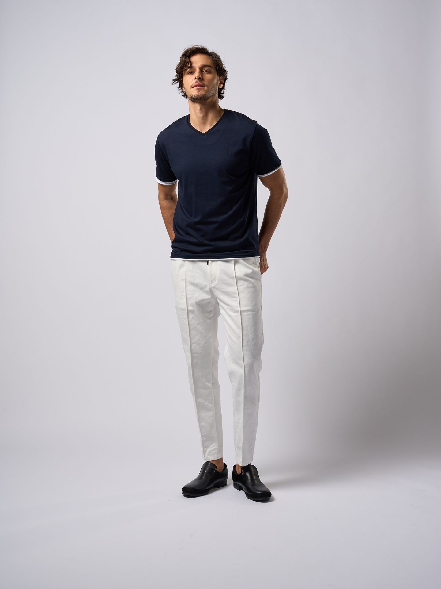 【予約品9月19日 10時締め】 cool touch V-neck S/S / VネックTシャツ / ネイビー