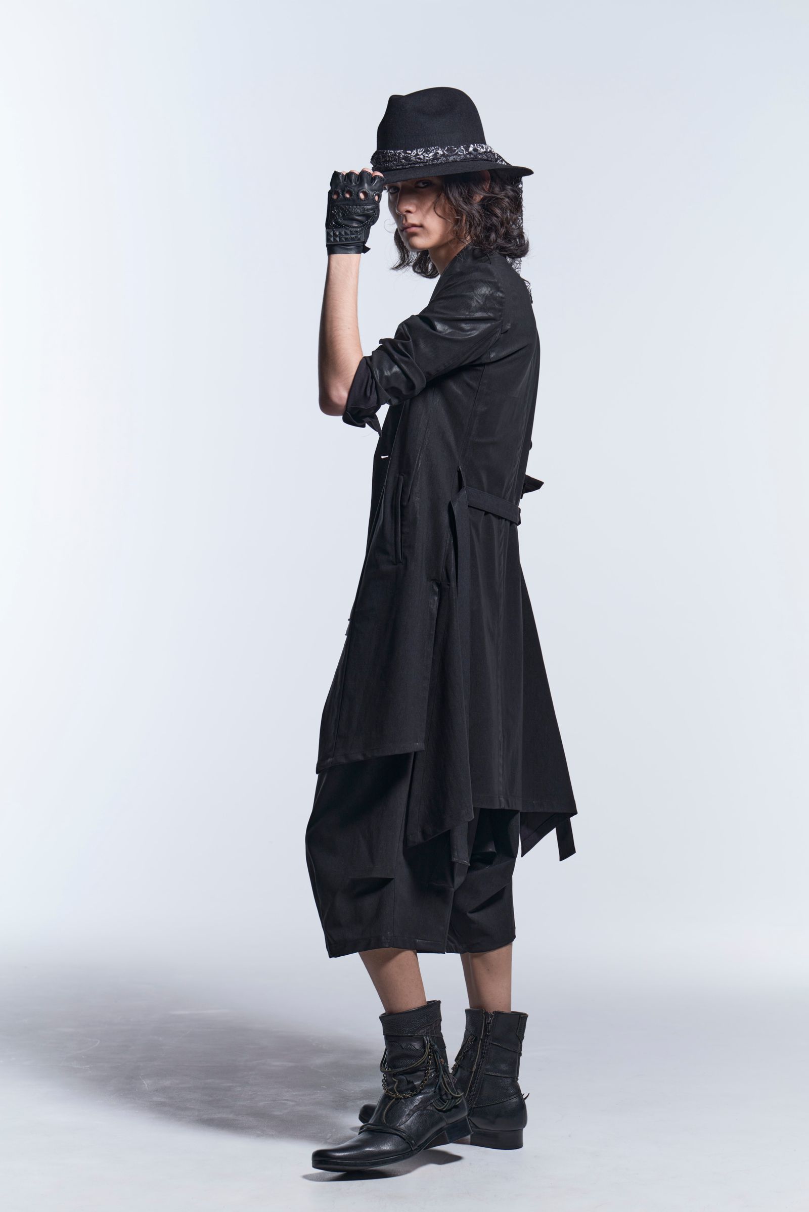 《予約品7/31締切》コラボ Collarless Flare Jacket / Black【BLACK HONEY CHILI COOKIE × kiryuyrik】12月入荷予定