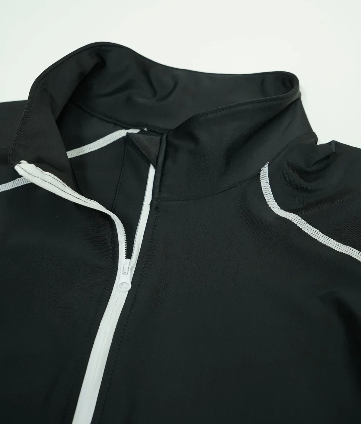 コラボEGO×Devilock ARROWHEAD RASHGUARD / ブラック×ホワイト  【EGO TRIPPING】