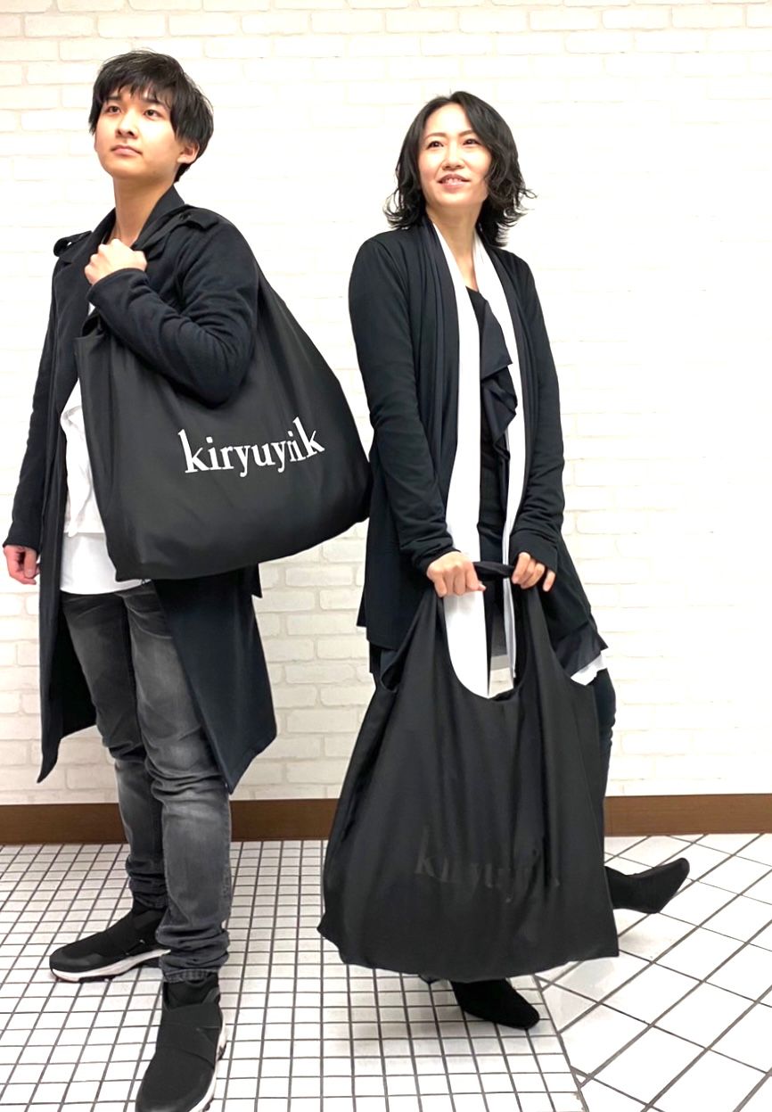 『予約品』限定45周年記念コラボファスナー開きPRESS BAG/プレスバック 黒プリント+白プリントSET【kiryuyrik×BRYAN】 6月上がり予定