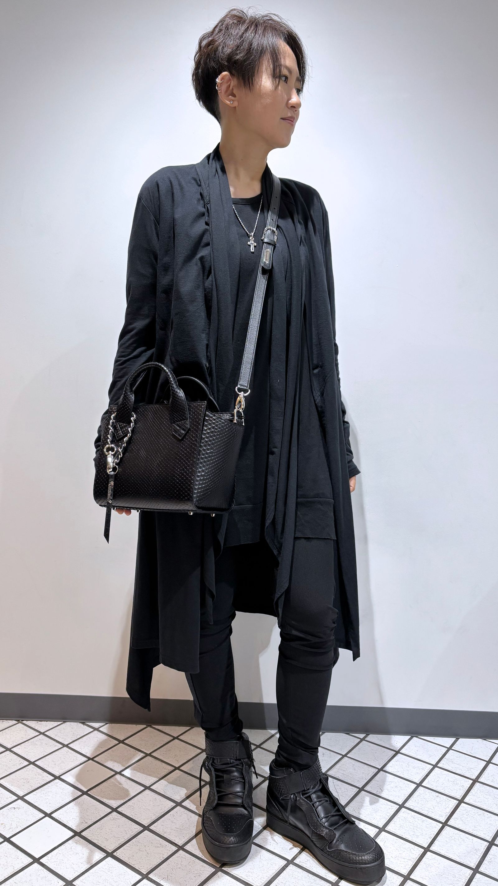 ★新品 未使用★高級★Katherine Kwei パイソン ハンドバッグ kiryuyrik - ToteBag / パイソン トートバッグ / ブラック