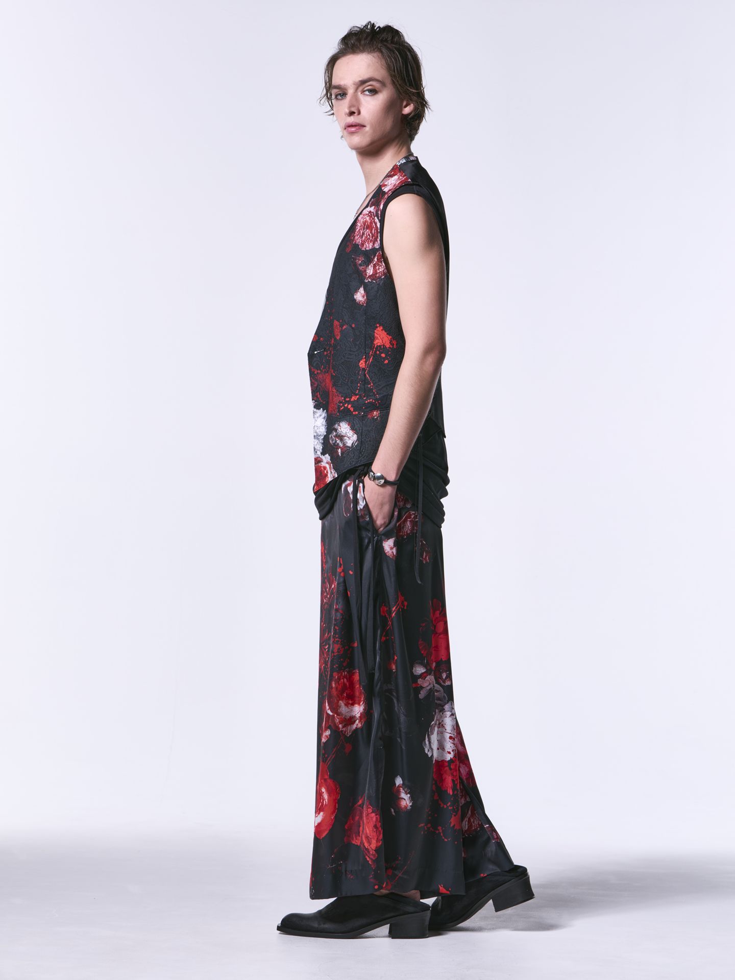《予約品》 LaceUpVest / レースアップベスト / ブラック＆レッド