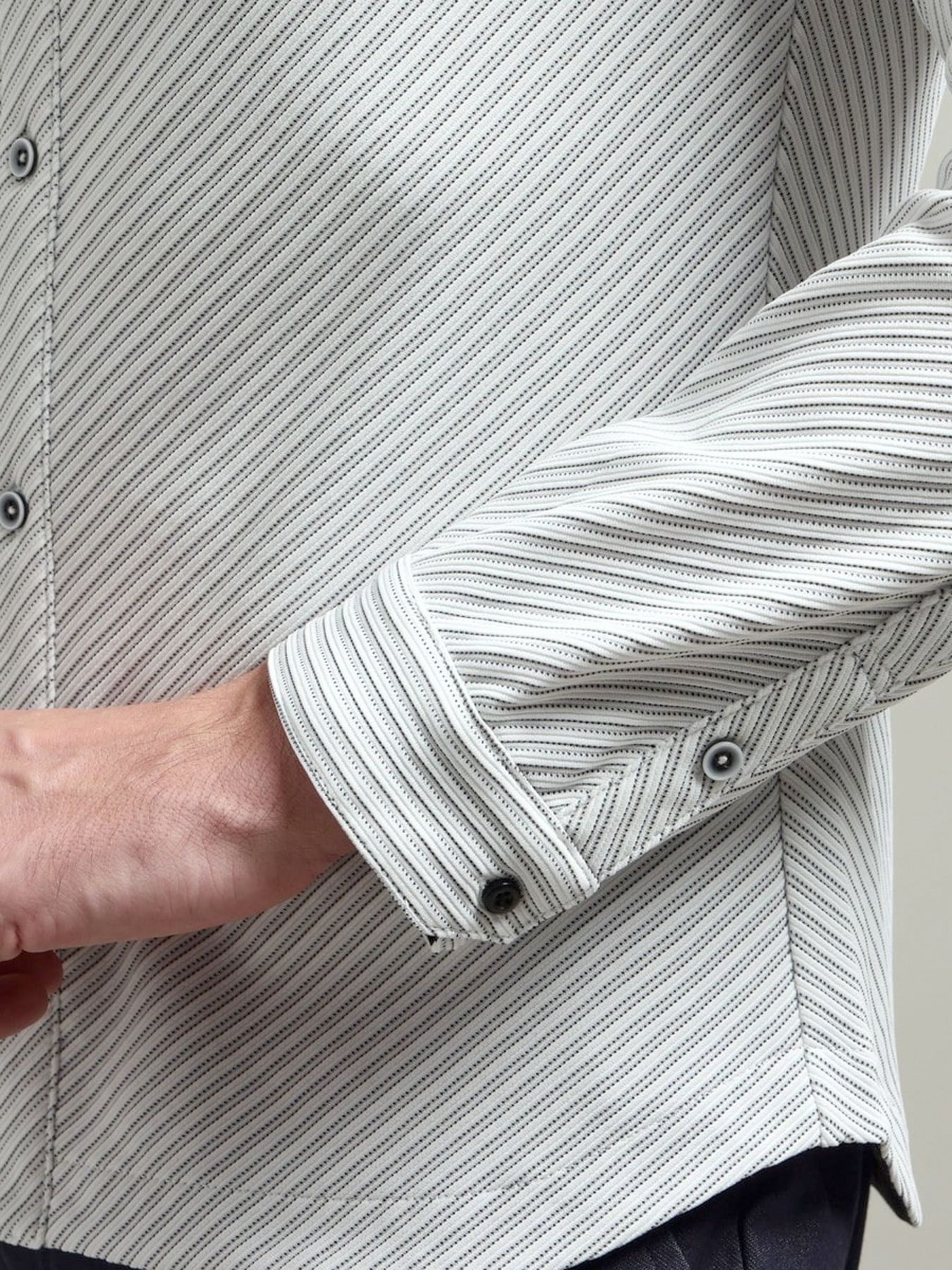 ブライトタックバイヤスレギュラーカラーシャツ / ホワイト 【HIDEAWAYS BLACK】