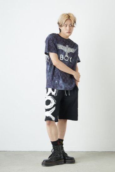 COSMIC PATTERN EAGLE WING T-SHIRTS/ ブラック 【BOY LONDON】