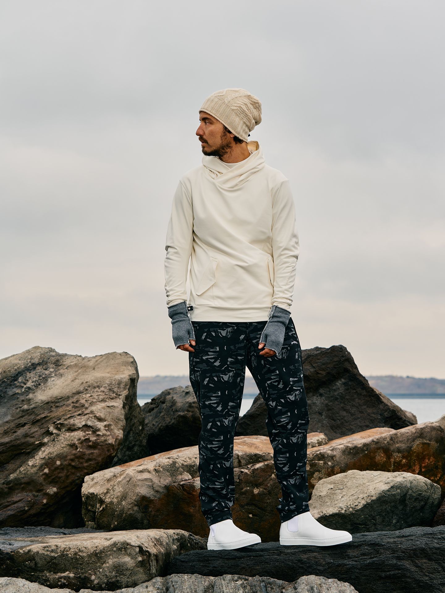 【予約品】 comfy multipurpose pants / トレーニングパンツ / ブラック・カモ