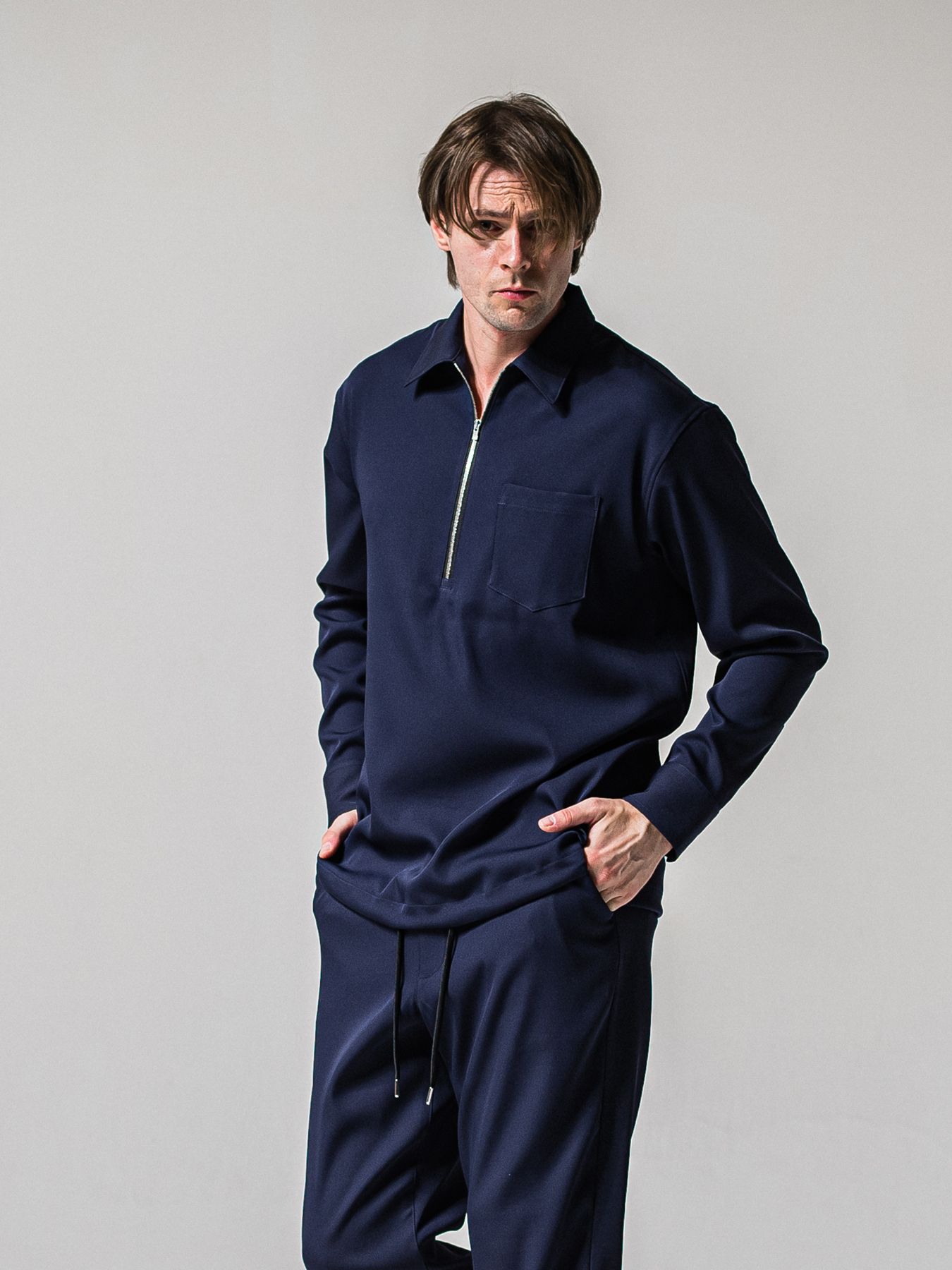 【予約品 11月16日(日) 締切】PULL OVER SATIN SHIRT / ジッププルオーバー サテンシャツ / ネイビー