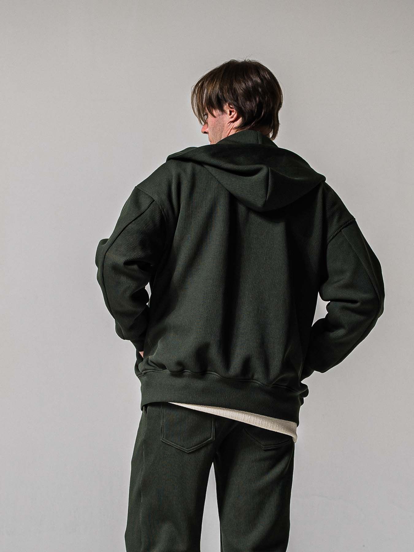 【予約品 11月16日(日) 締切】AZE VARSITY HOODIE / 畔編みニット フード付きスタジャン / カーキ