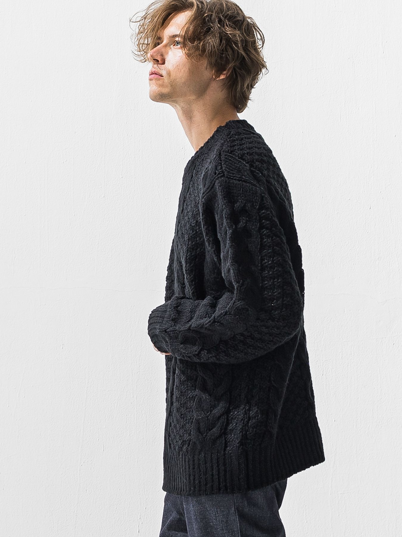 【予約品 9月6日(日) 締切】CABLE LAW SWEATER / ケーブル編みローゲージセーター / ブラック