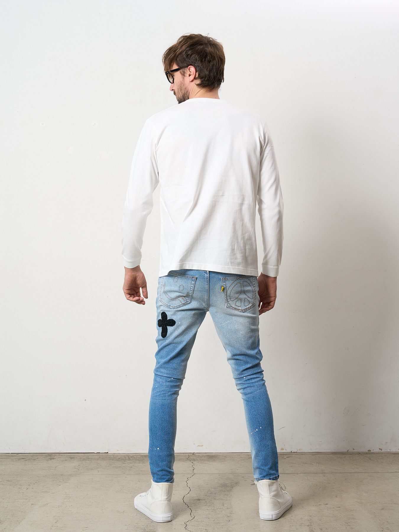 【予約品 5月8日(木) AM10時 締切】 5.6ozコットン天竺 LOST HEARTS シークインLS Tシャツ / ホワイト