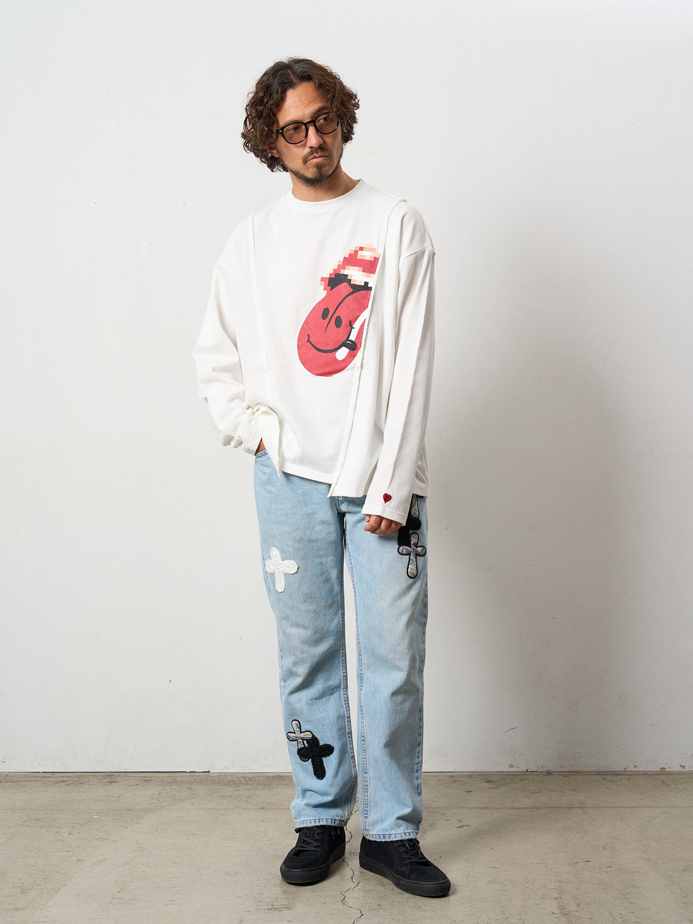 【予約品 5月8日(木) AM10時 締切】 3MIXレイヤードカットオフ モザイクプリント LS ワイドシルエットTシャツ / ホワイト