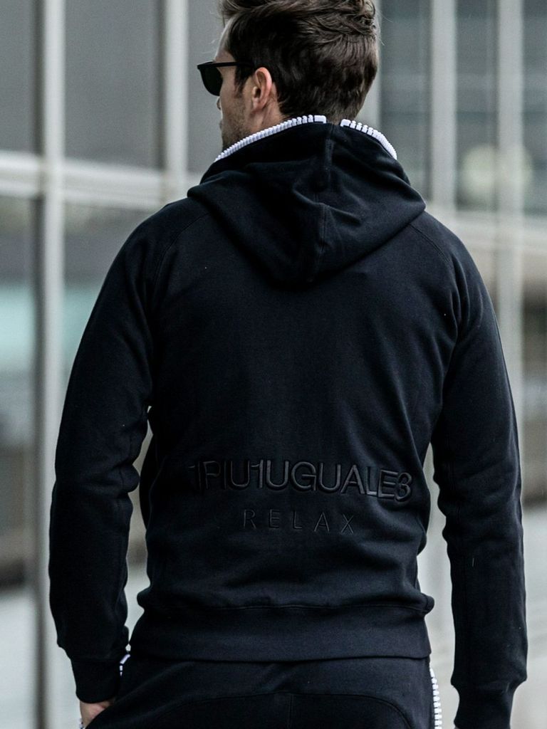 1PIU1UGUALE3 RELAX - ビックファスナーバック刺繍ロゴパーカー 1PIU1UGUALE3 RELAX - ビックファスナーバック刺繍ロゴパーカー