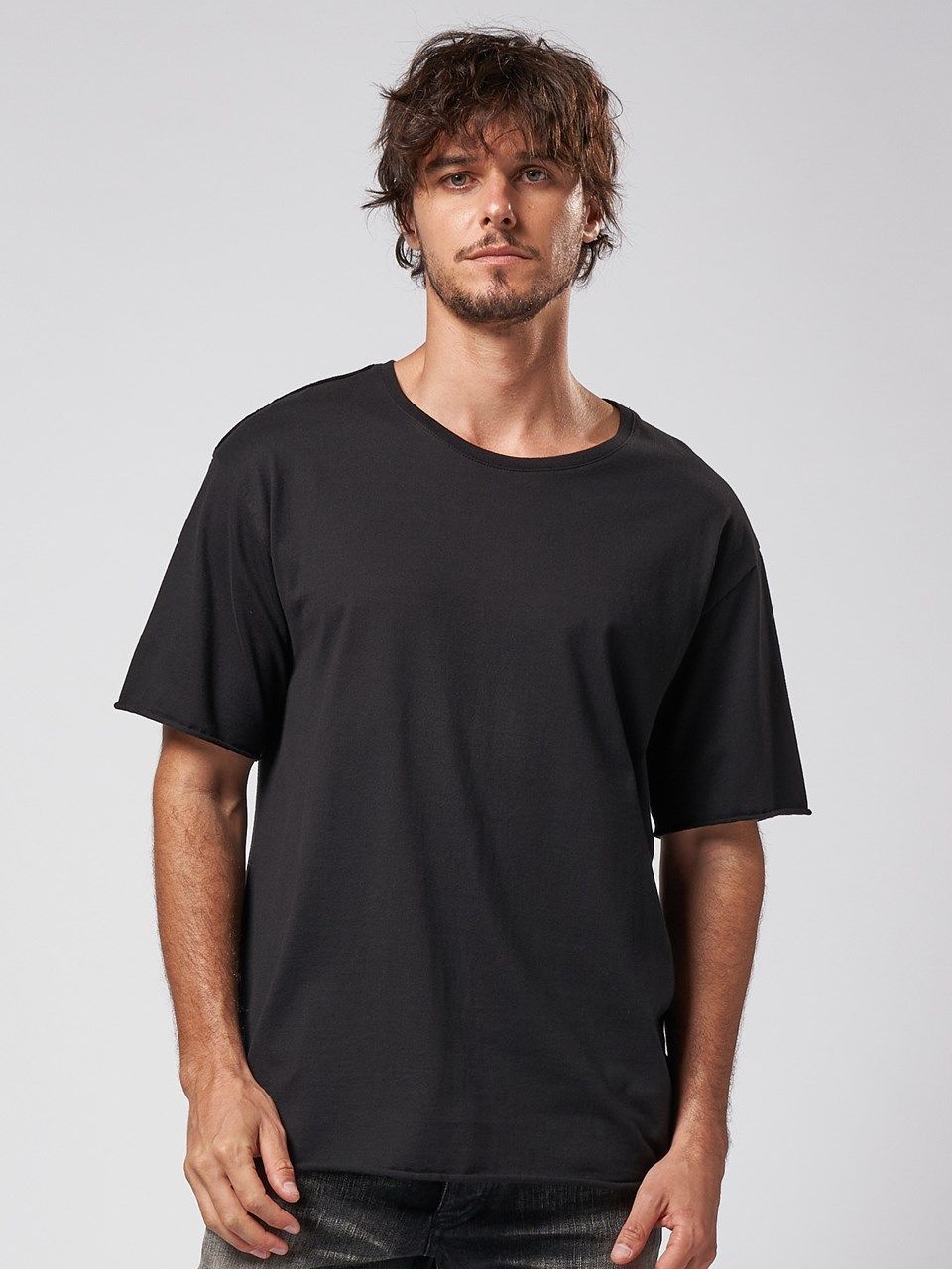 《予約品》 wide cut-off crew-neck S/S / Tシャツ / ブラック