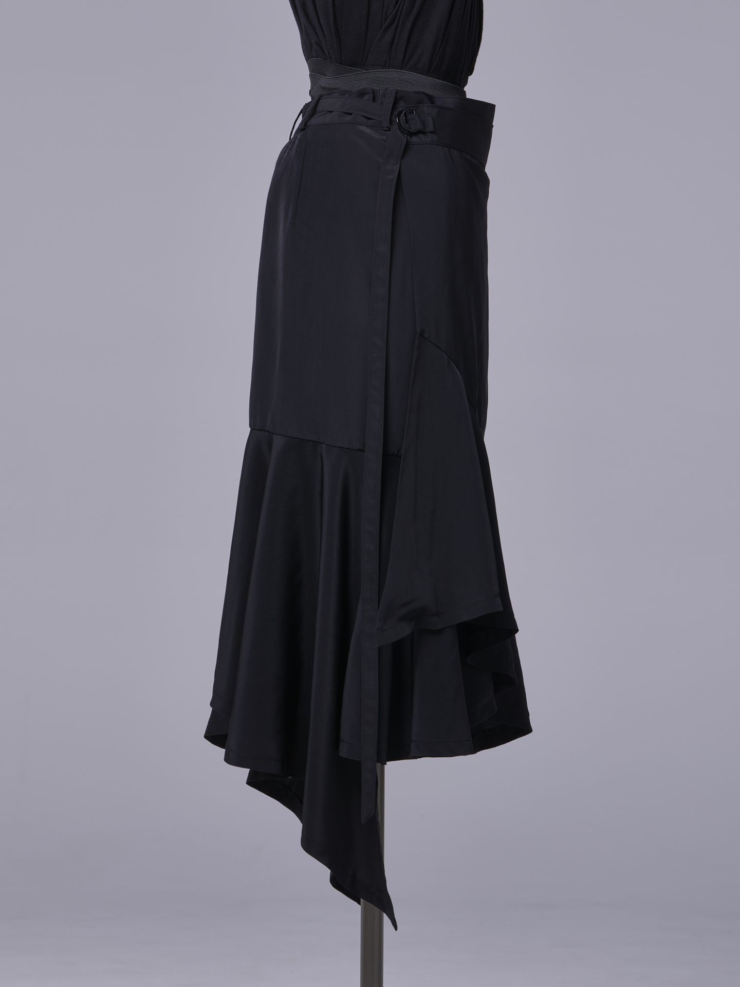 《予約品11月4日 》 WrapFrillSkirt / フリルスカート / ブラック