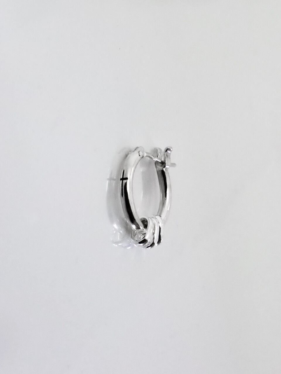 《受注生産》 CROSS THIN HOOP with OVAL / クロスシンフープピアス ウィズ オーバル 【注文から2～3週間後入荷予定】
