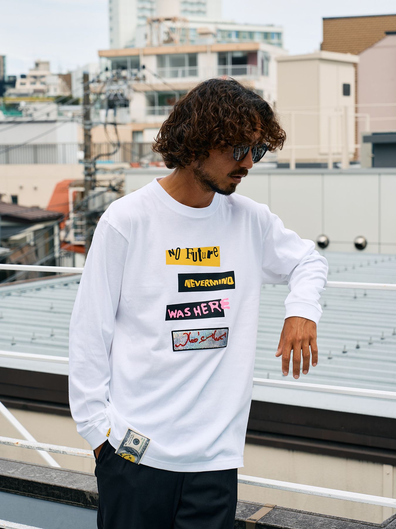 【予約品 10月16日(木) 締切】5.6ozコットン天竺 タイトルボックスシークイン LSシャツ / ホワイト