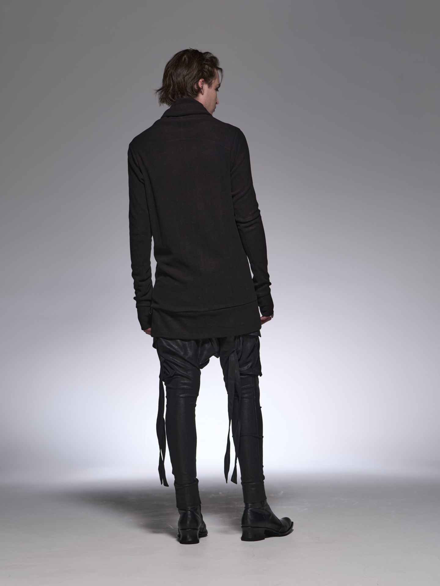 《予約品》 LooseHighNeck / ヒートテックジャージ素材ルーズハイネック / ブラック