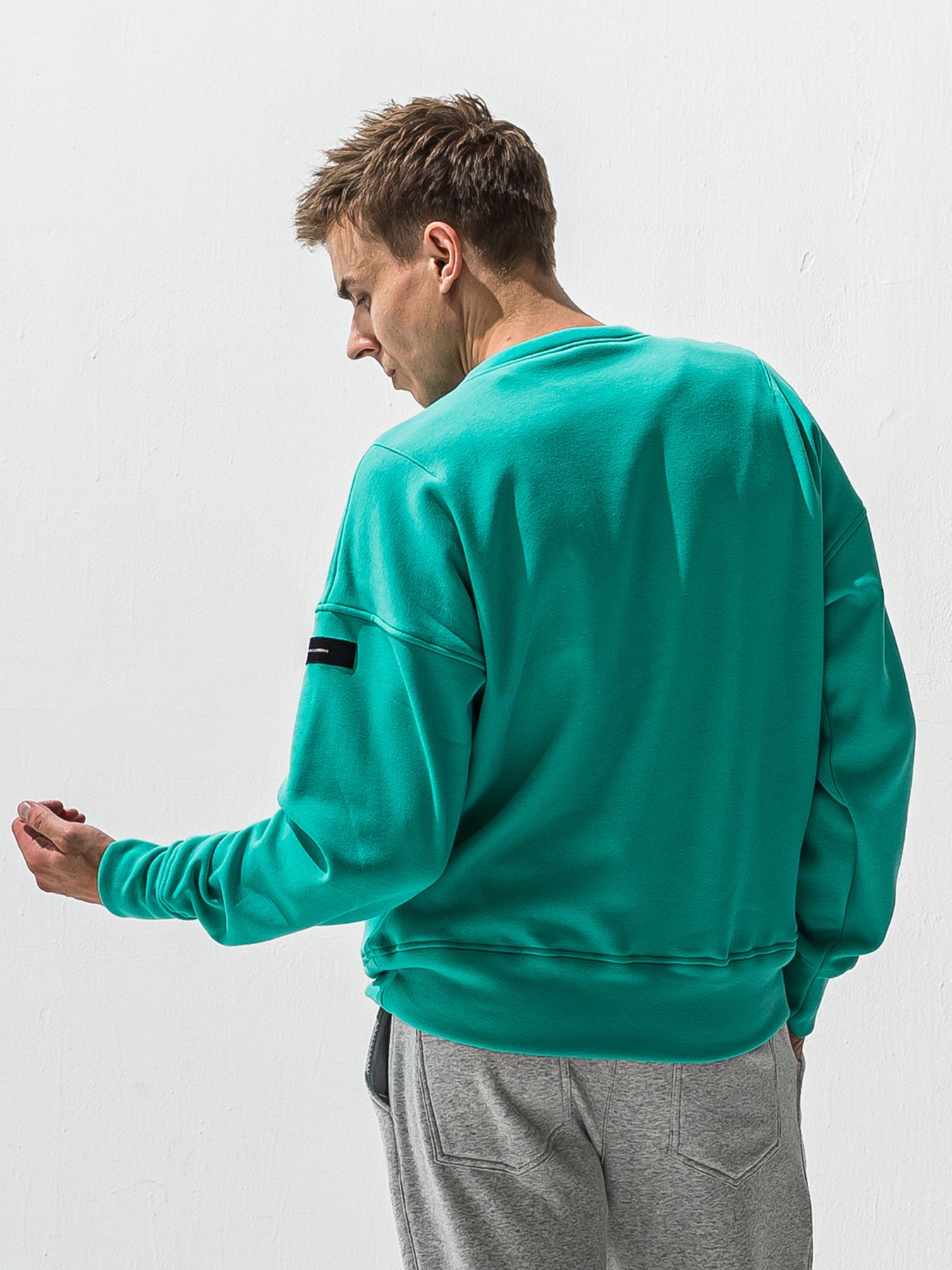 【予約品 9月6日(日) 締切】RC VELOURS FLEECE DROP TRAINER / RCレザーワッペン 裏起毛 ルーズトレーナー / ブルーグリーン