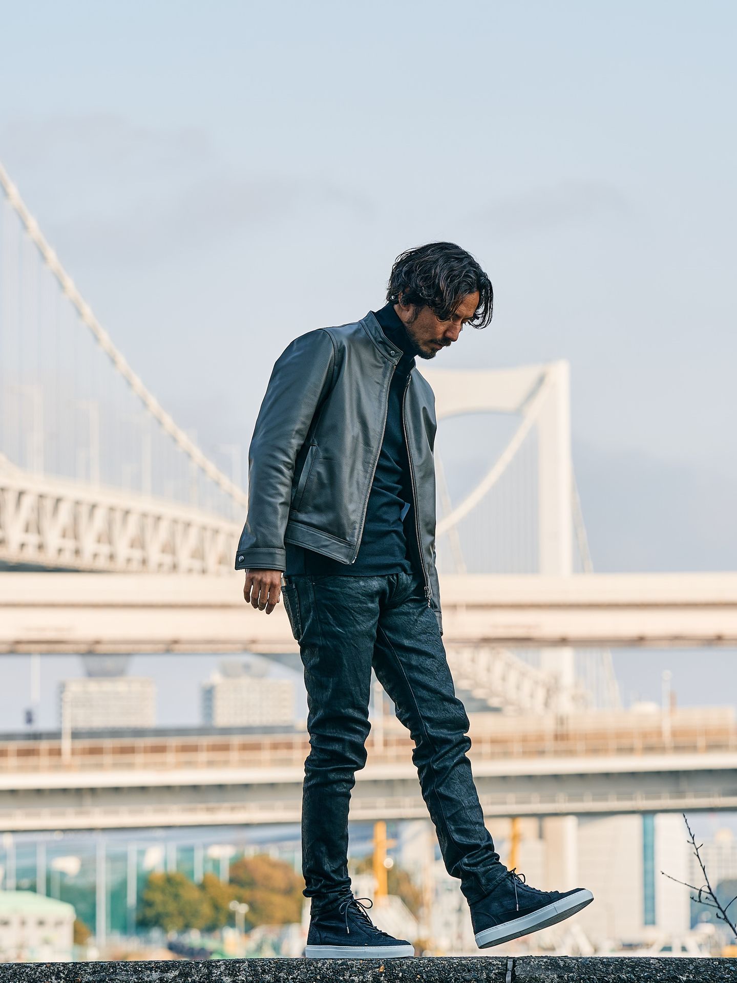 【予約品】 tight straight selvedge denim(oild) / デニム / コーティングブラック