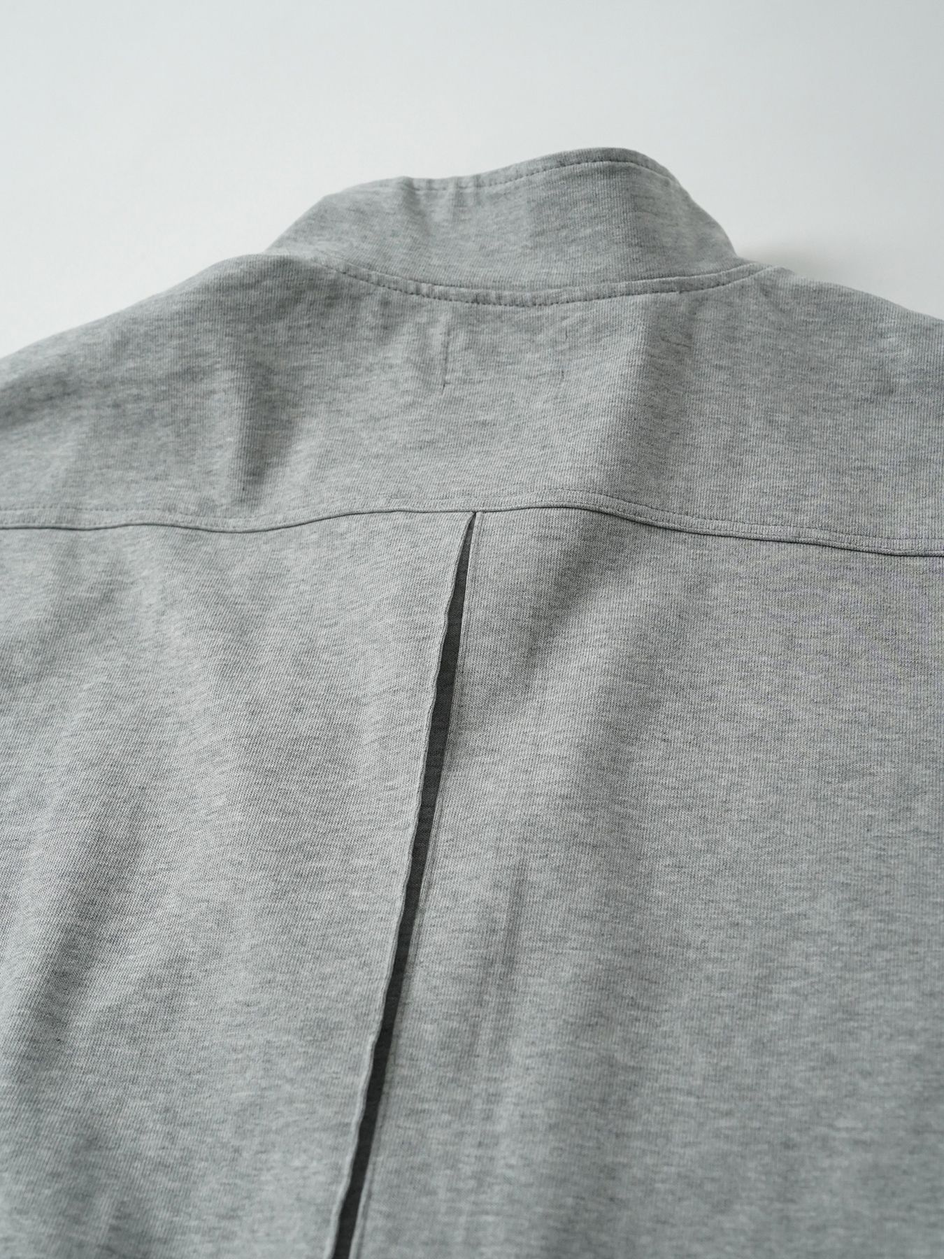 【予約品 5月6日(水) 締切】MOLD-SWEATJACKET / スタンドブルゾン / 杢グレー