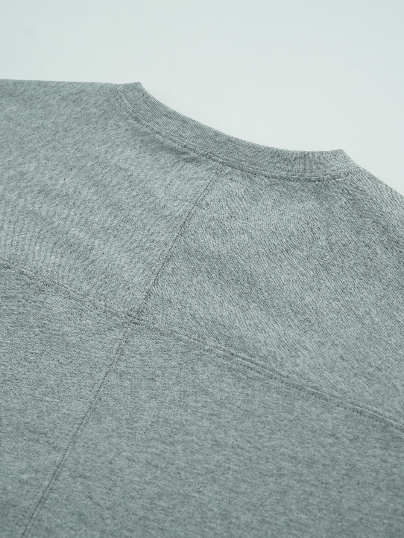 【予約品 2月1日(日) 締切】KITE TEE frocky / フロッキープリント ニットT / 杢グレー