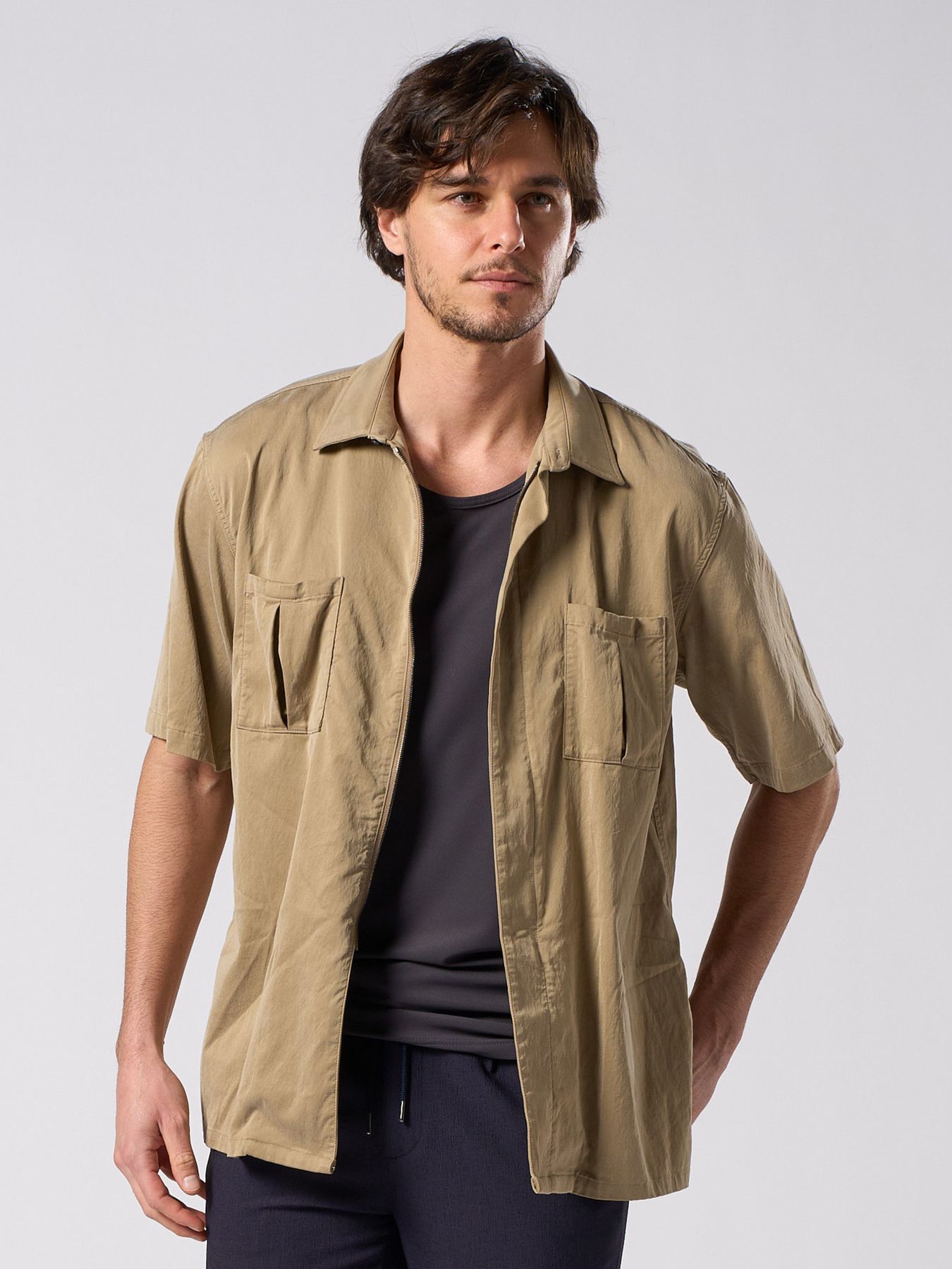 【予約品 1月25日(日) 締切】front-zip shirt H/S / フロントジップ ハーフスリーブシャツ / ダルベージュ