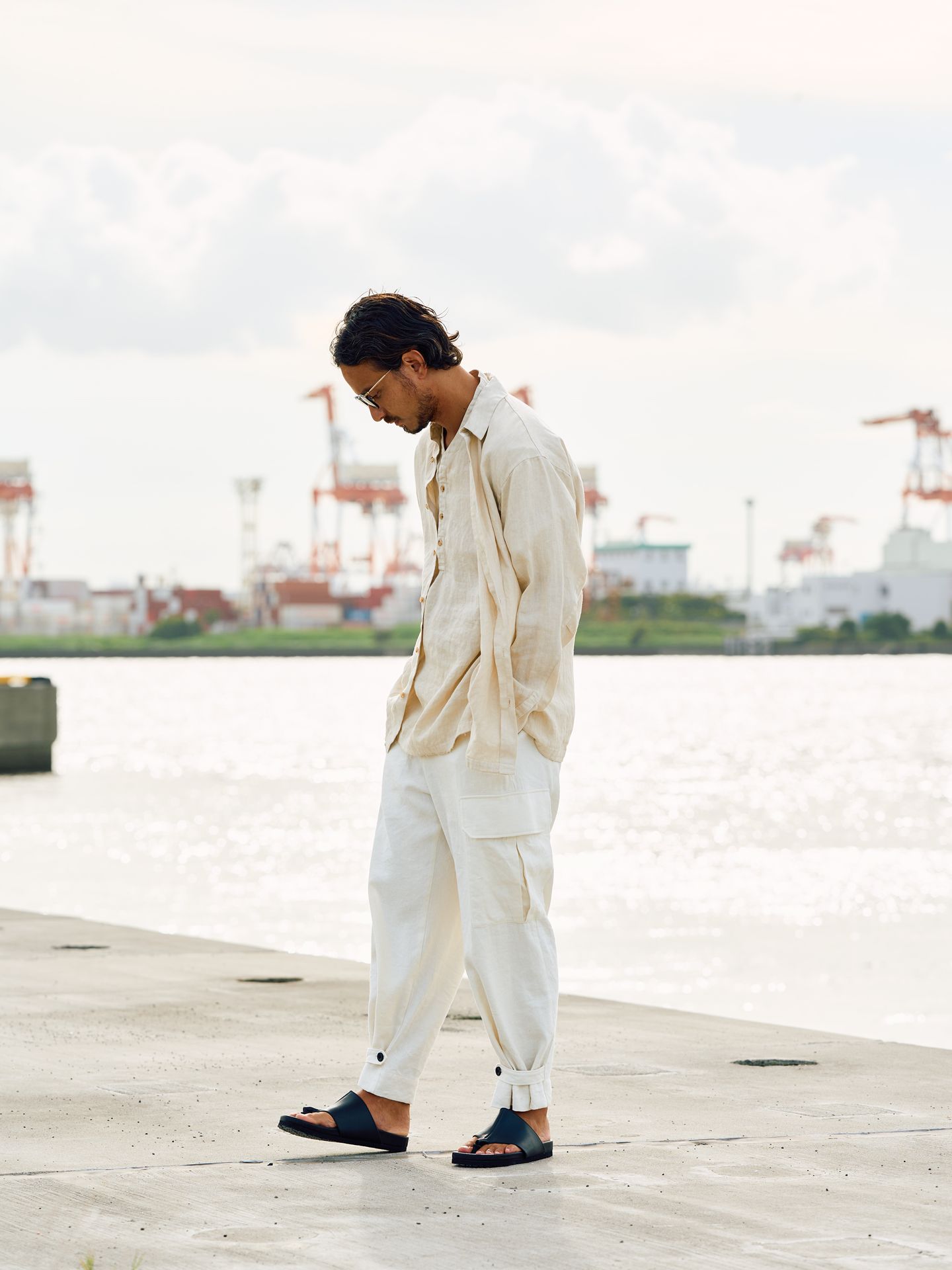 【予約品9月16日 10時締め】 side pocket easy cropped  / イージーパンツ / ホワイト