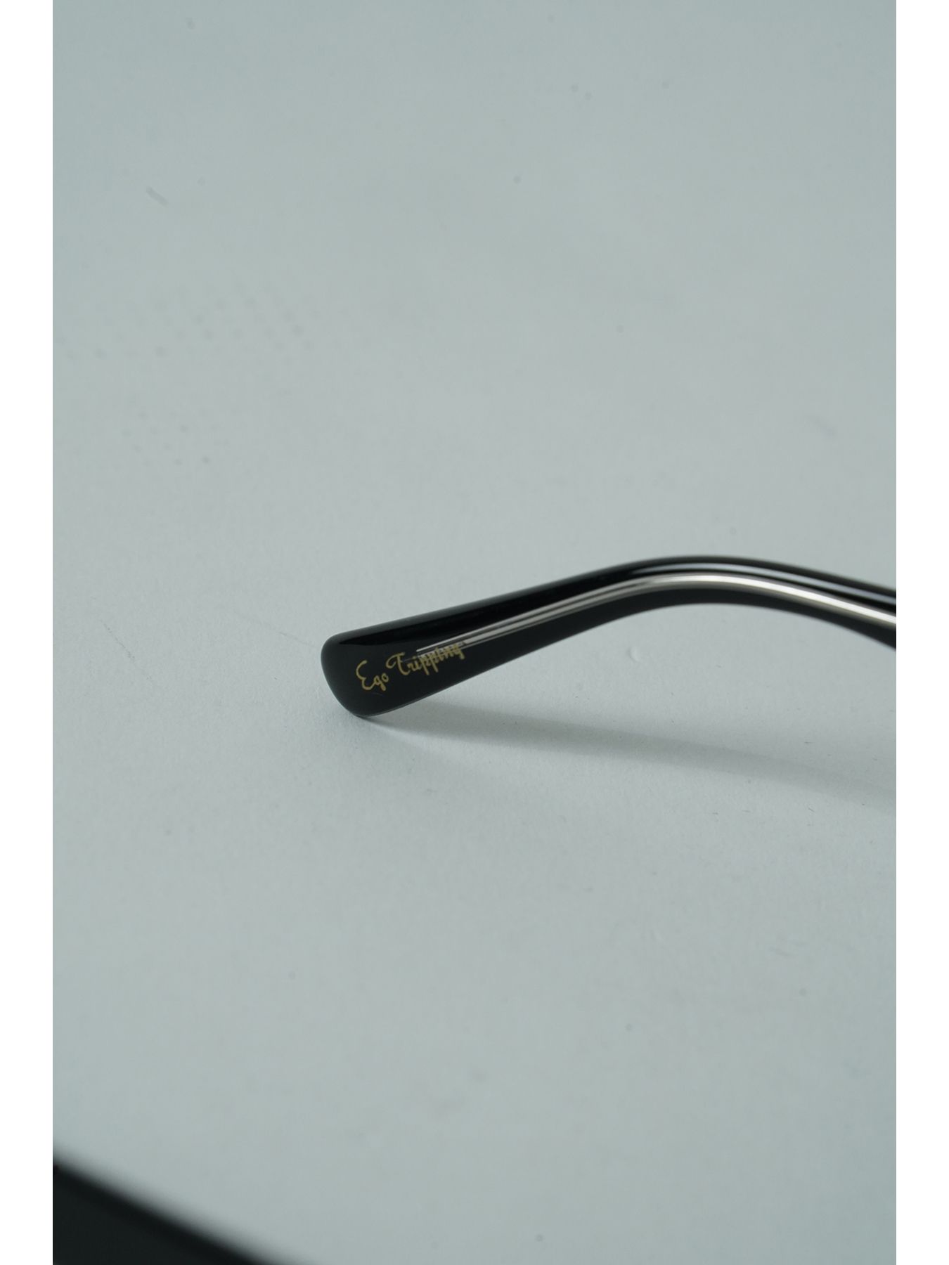 【予約品 5月6日(水) 締切】VITO color / UVカットカラーレンズ サングラス / ブラック