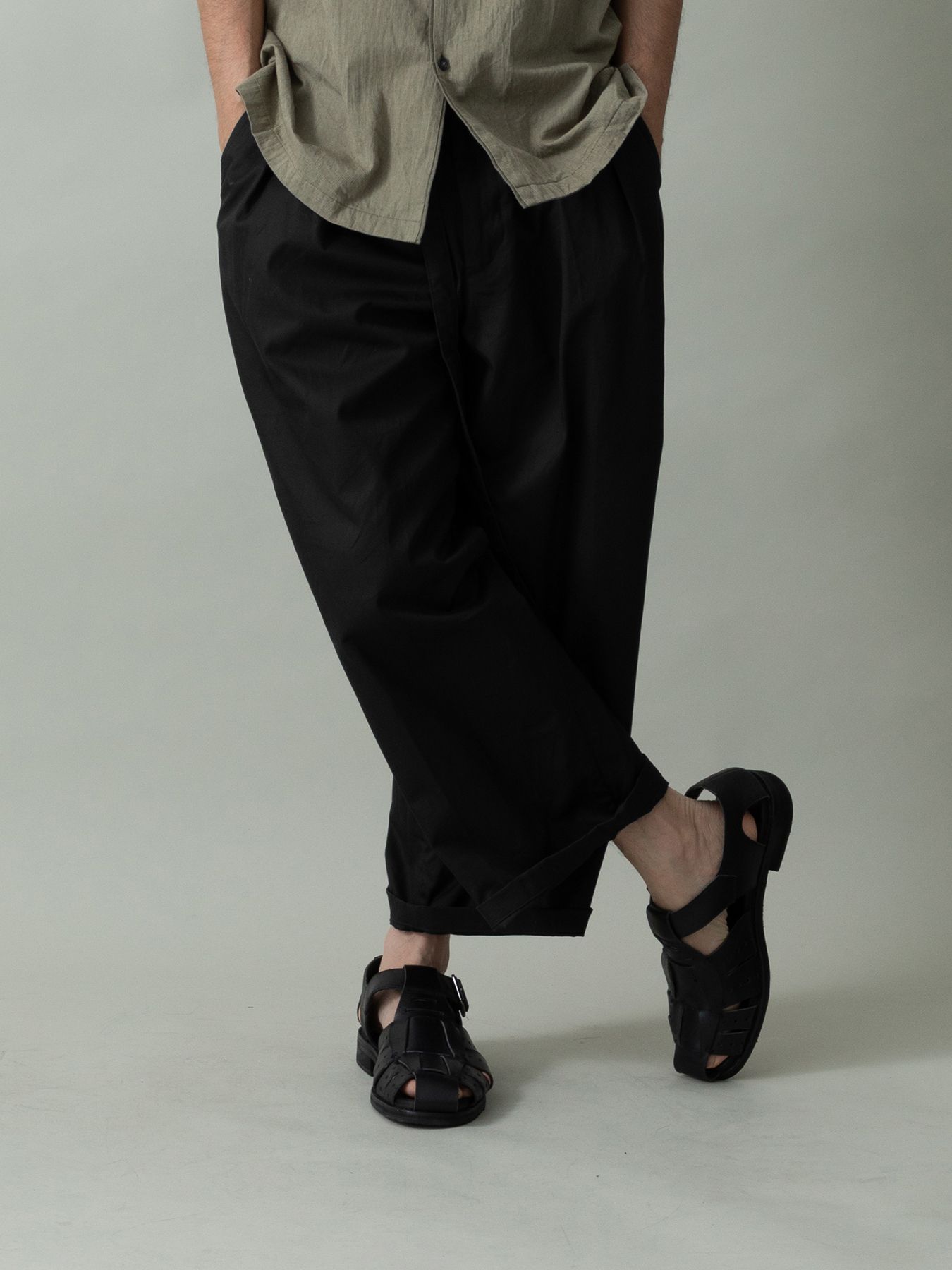 【予約品 2月1日(日) 締切】DRESSYEASE TRUSERS  gaba / ツータックイージートラウザーズ / ブラック