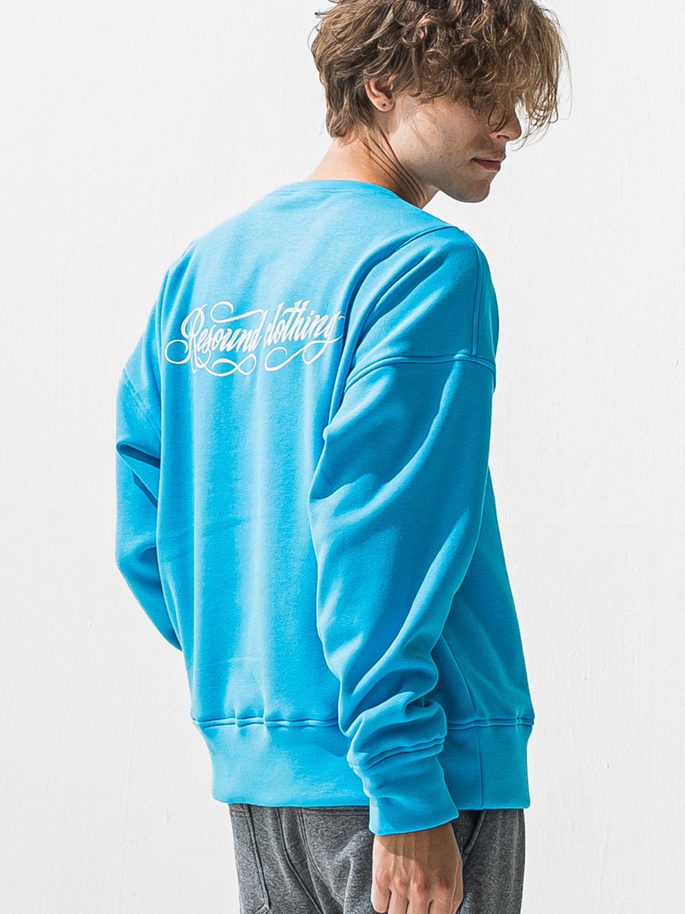 【予約品 9月6日(日) 締切】PIN ST RC VELOURS FLEECE DROP TRAINER / ピンストライプロゴ 裏起毛 ルーズトレーナー / ブルー