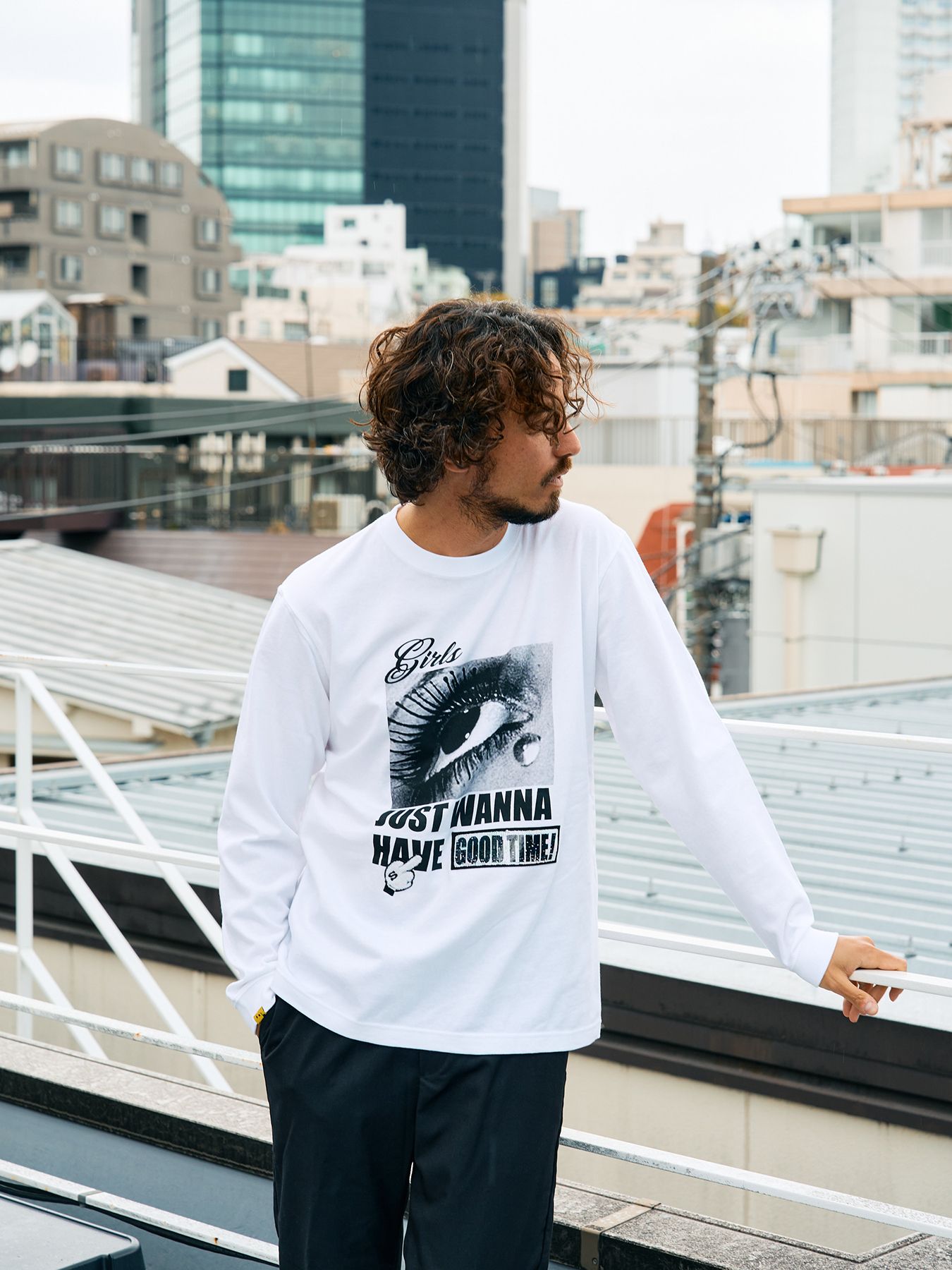 【予約品 5月8日(木) AM10時 締切】 5.6ozコットン天竺JUST WANNA HAVE FUNSシークイン LS Tシャツ / ホワイト