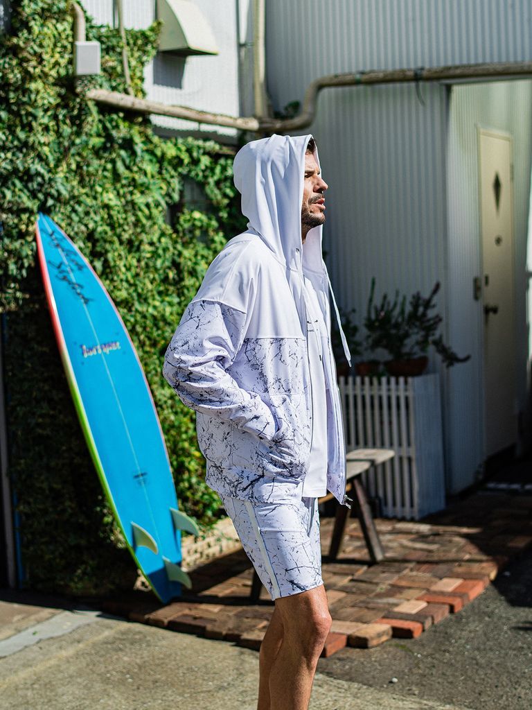 《予約品3月3日18：00締め》 Paisley RUSH OVER ZIPUP HOODIE / ラッシュガードパーカー / ペイントホワイト