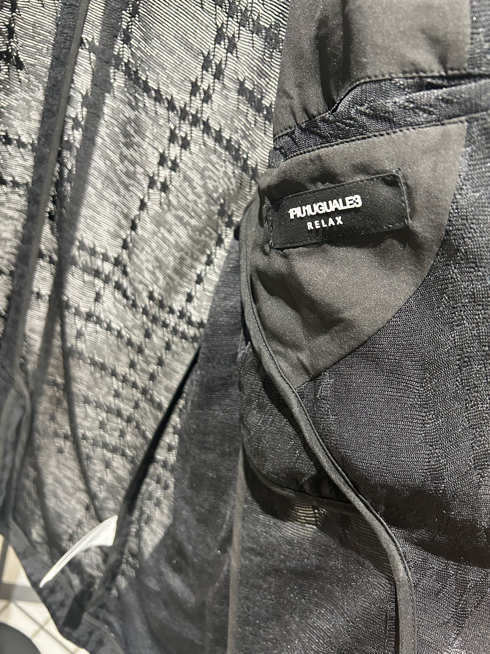 ランダム千鳥柄テーラードジャケット  2つ釦 ジャガード 一枚仕立て 1PIU1UGUALE3 RELAX USK-26017