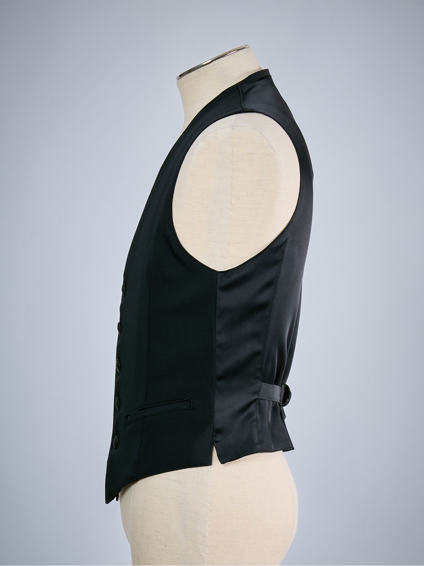 【予約品 10月26日(月) 締切】《Costume Line》W-Satin Vest / ベスト / ブラック