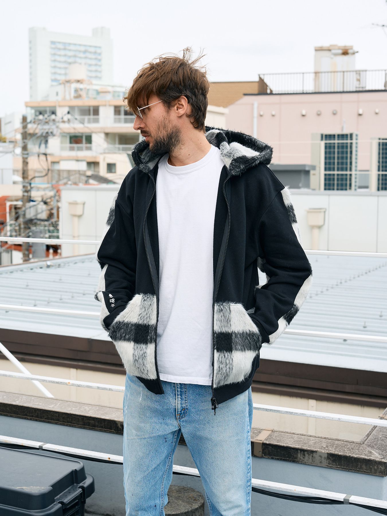 【予約品 5月8日(木) AM10時 締切】 ヘビーウエイト裏毛パイル-シャギーチェックサガラパッチワーク ビックジップワイドパーカー / ブラック