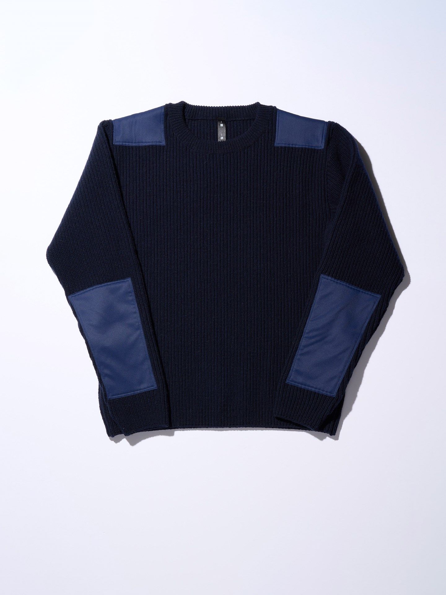 【予約品】 plating cable knit turtle / ニット / ネイビー