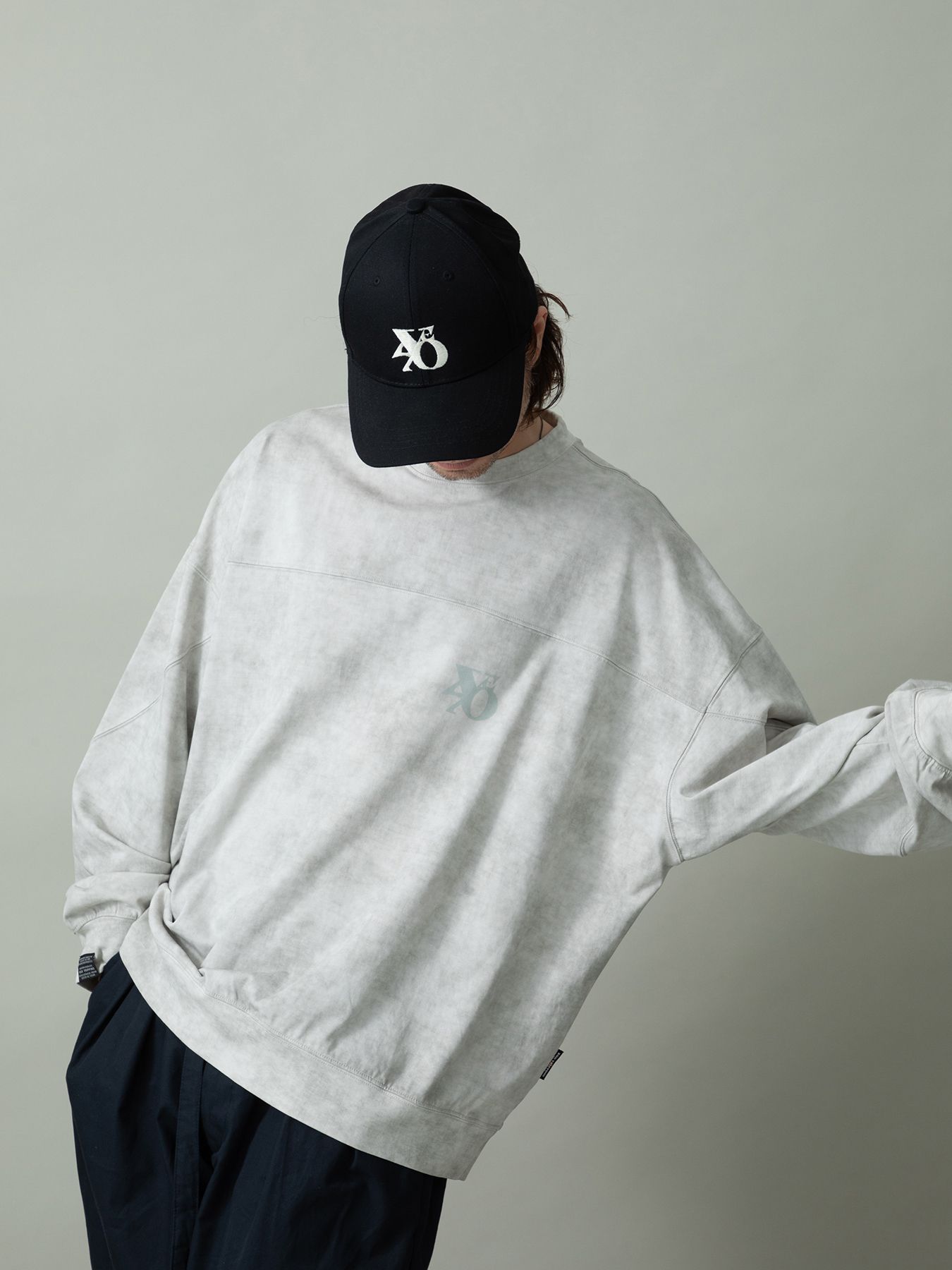 【予約品 2月1日(日) 締切】SWITCHCUT / ロゴプリント カットソー  / グレー