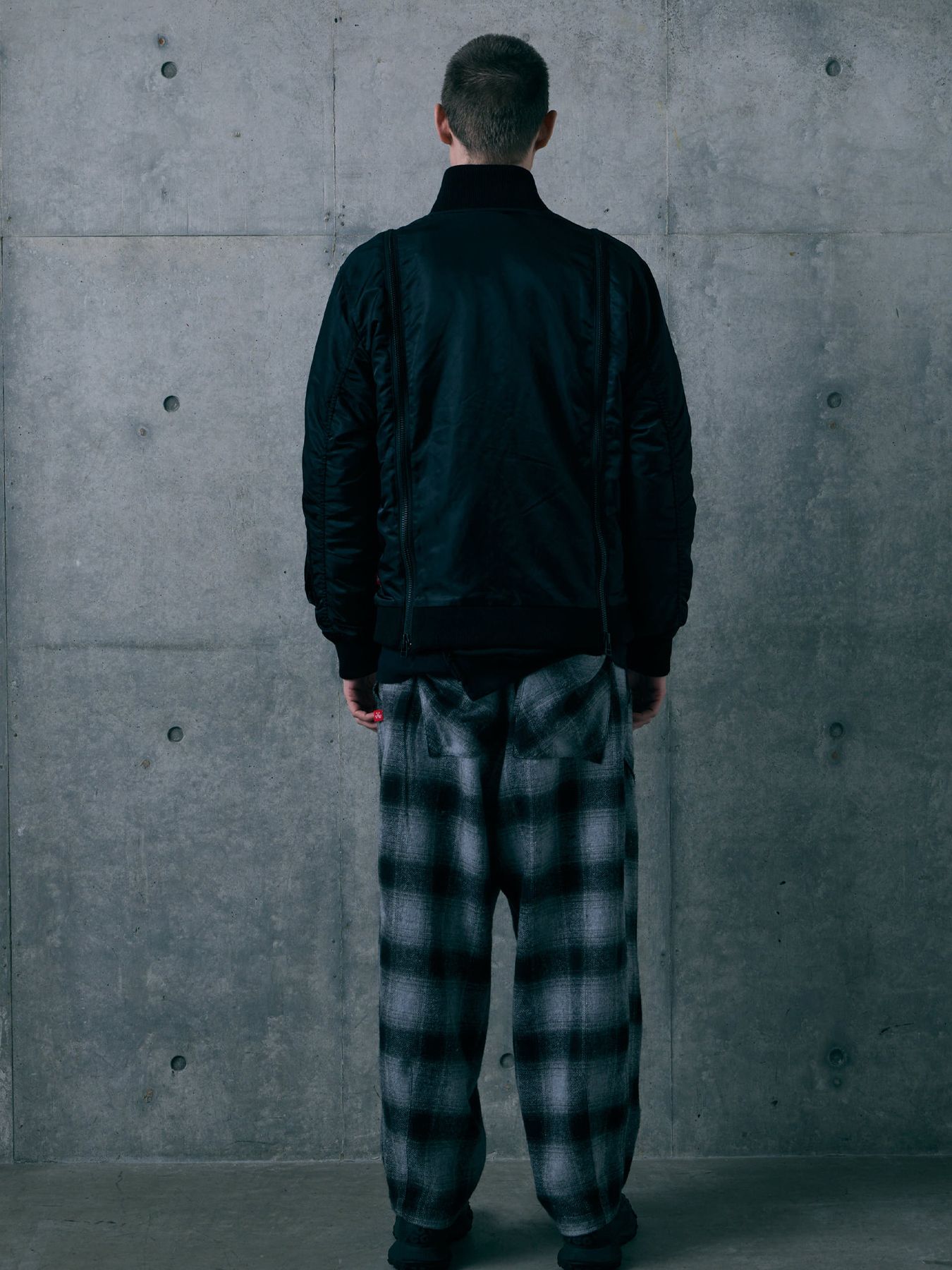 ZIPHORM VA-1 / BLACK