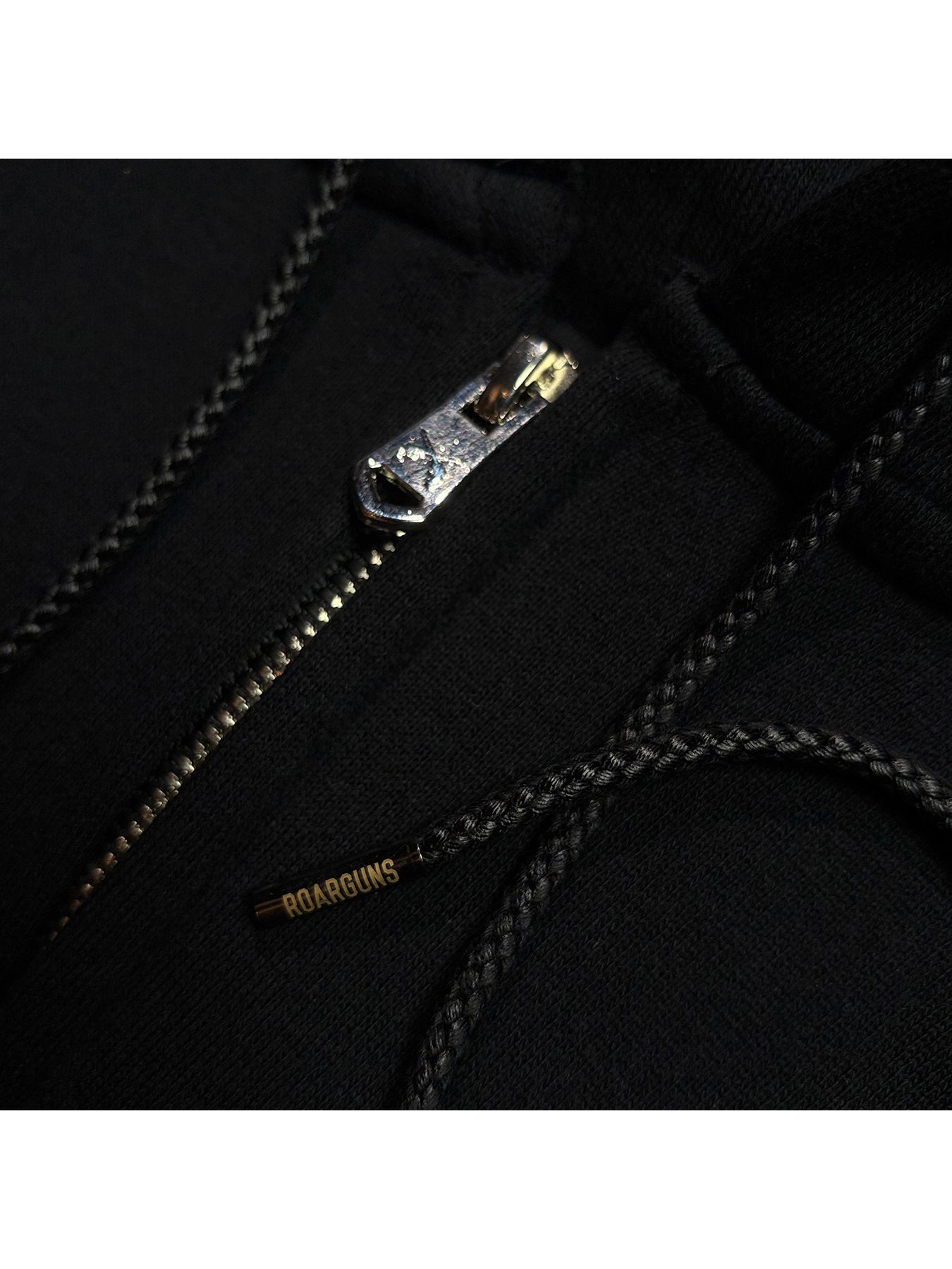 【予約品 3月9日(月) 18:00 締切】CROSSGUN CRY HOODIE / クリスタルクロスガン ジップフーディ / ブラック