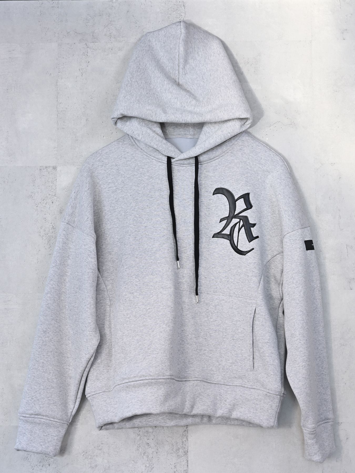 【予約品 9月6日(日) 締切】RC VELOURS FLEECE HOODIE / RCレザーワッペン 裏起毛 ルーズフーディー / グレー