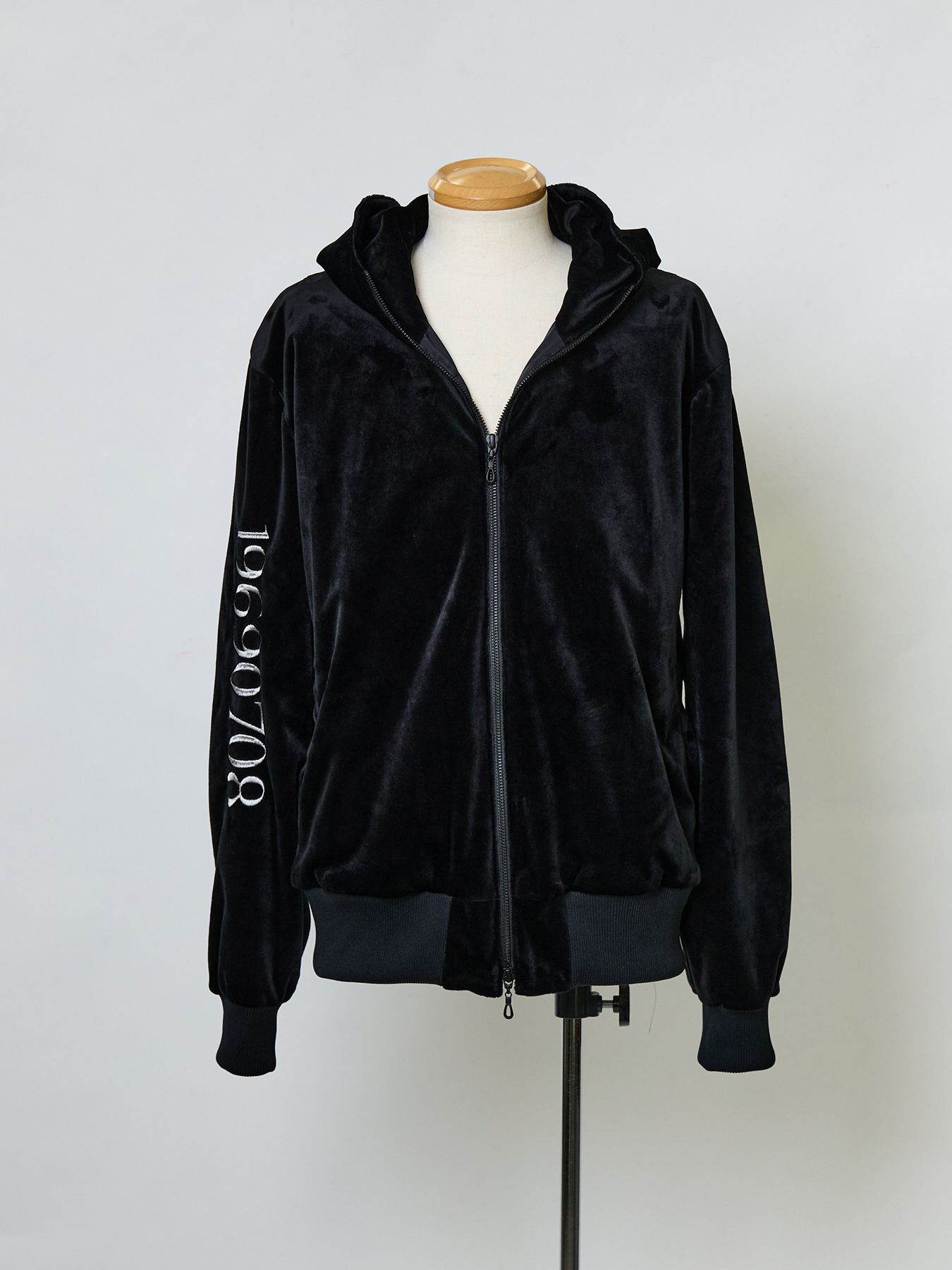 【予約品 10月26日(日) 締切】ECO Fur Hoodie /  エコファー フーディー / ブラック《Personal Order NUMBER 商品》