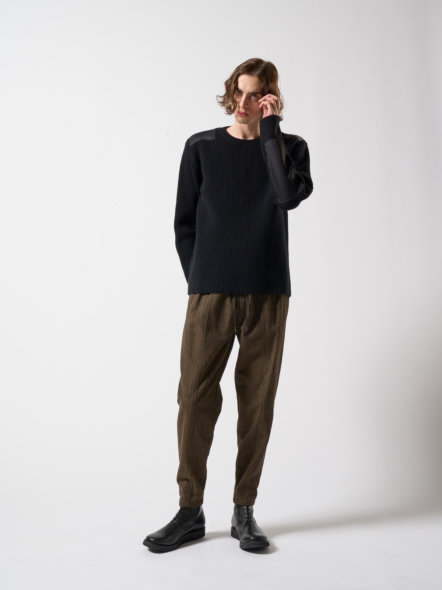 【予約品】 plating cable knit turtle / ニット / ブラック