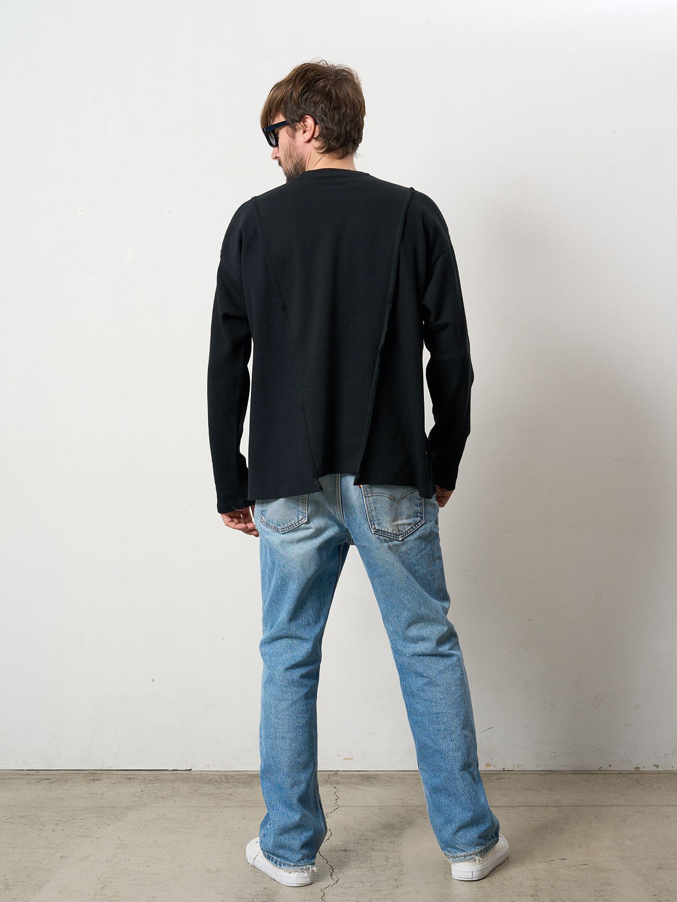 【予約品 5月8日(木) AM10時 締切】 3MIXレイヤードカットオフ モザイクプリント LS ワイドシルエットTシャツ / ブラック