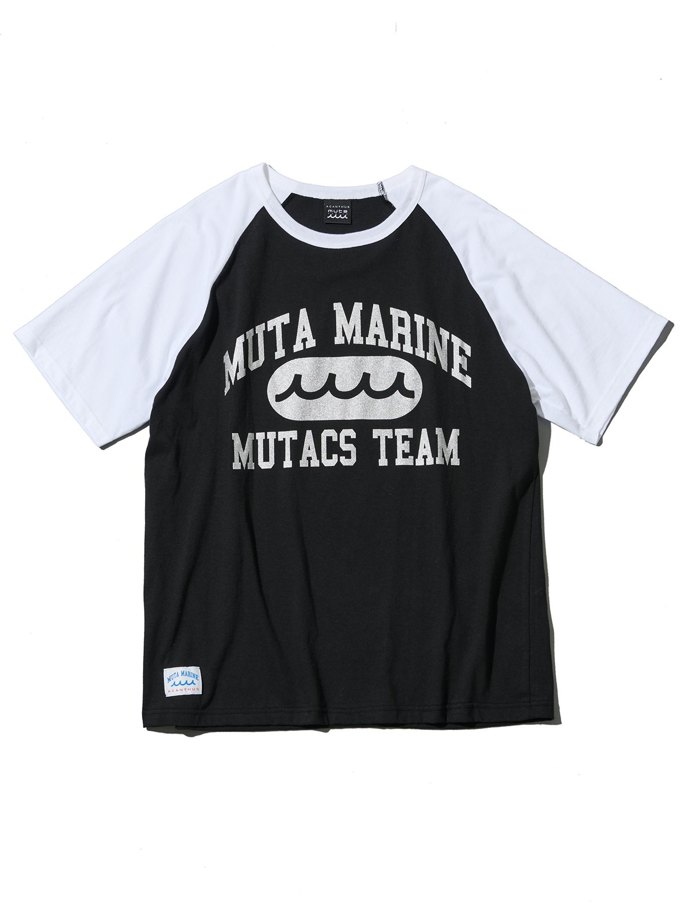 【予約品 10月9日(木) 締切】muta College Logo Raglan Sleeves Tee / ラグランTシャツ / ブラック×ホワイト【Acanthus × muta MARINE】