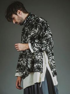 ボリュームネックギャザードレープPO BLACK【NO ID.】